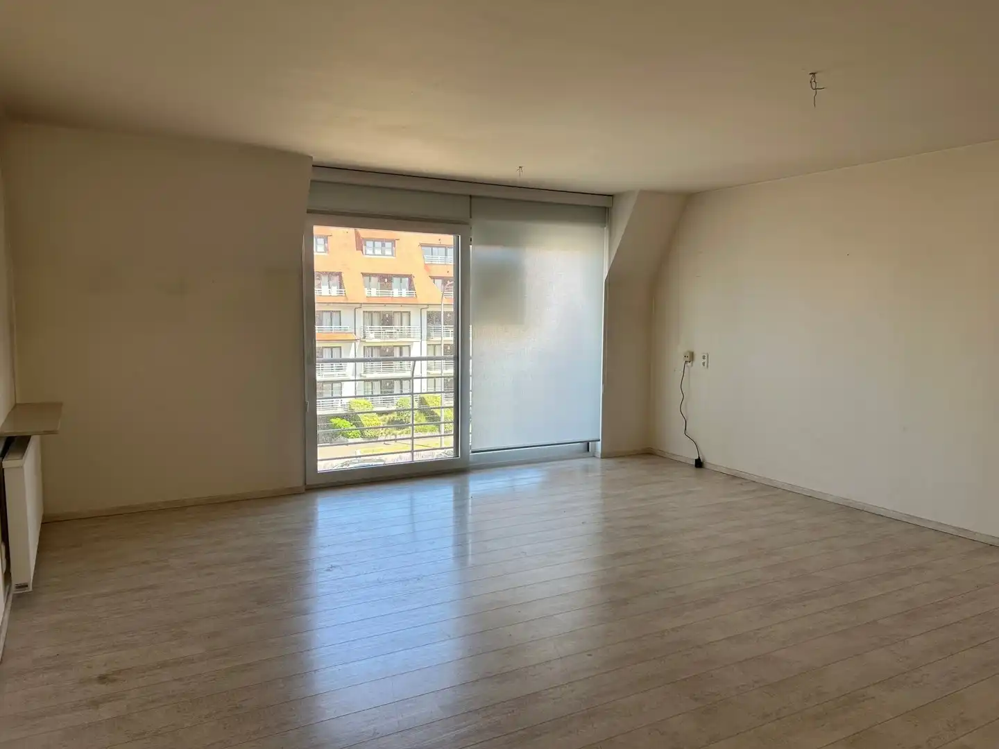 Ongemeubeld woonappartement met 2 slaapkamers in Residentie Neoportus. foto 2