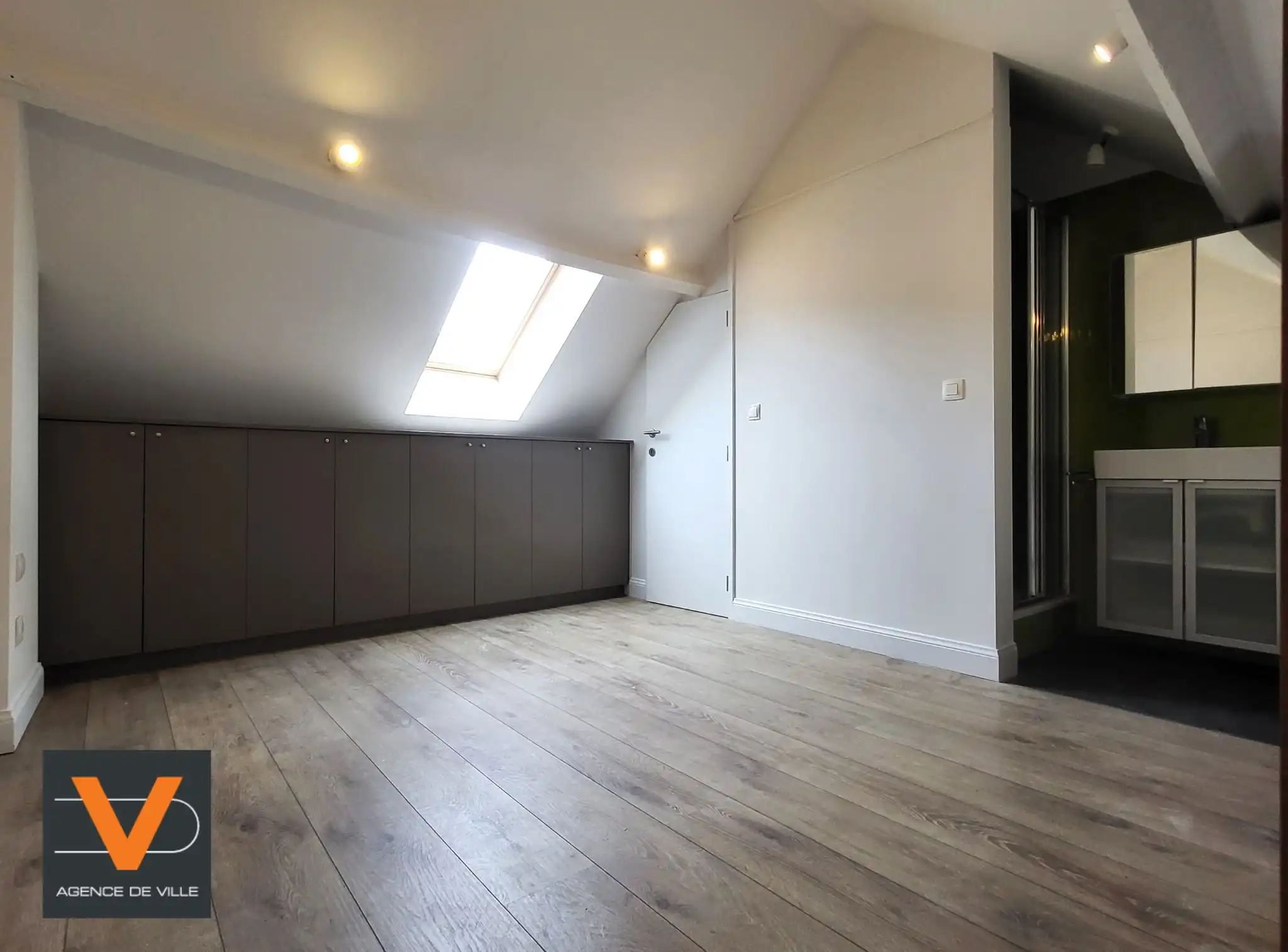 Ruim en lichtrijk appartement van 78 m² met groot zuidoostgericht terras, ideaal als investering.   foto 14