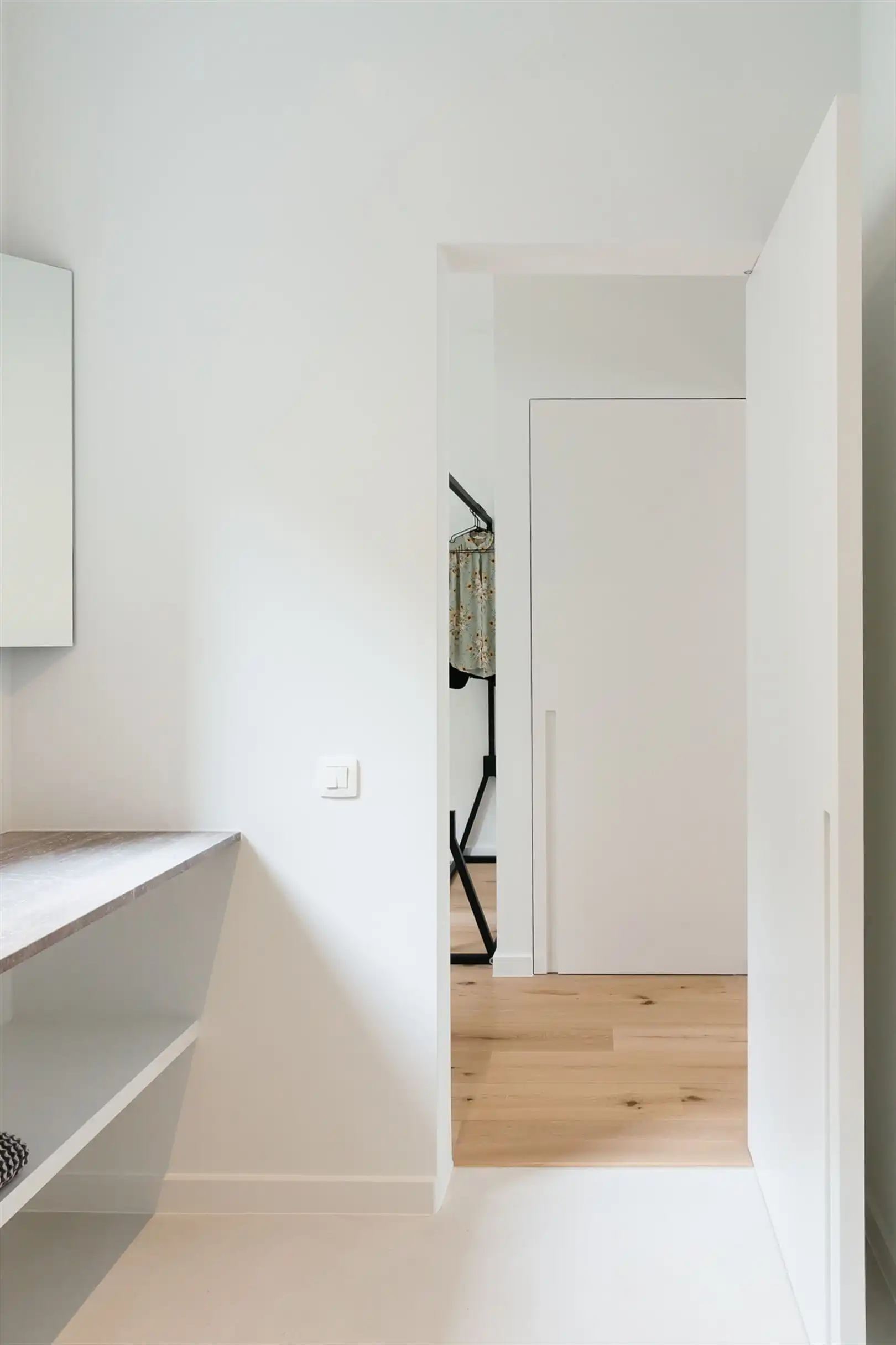 Stijlvol éénslaapkamer appartement met terras foto 10