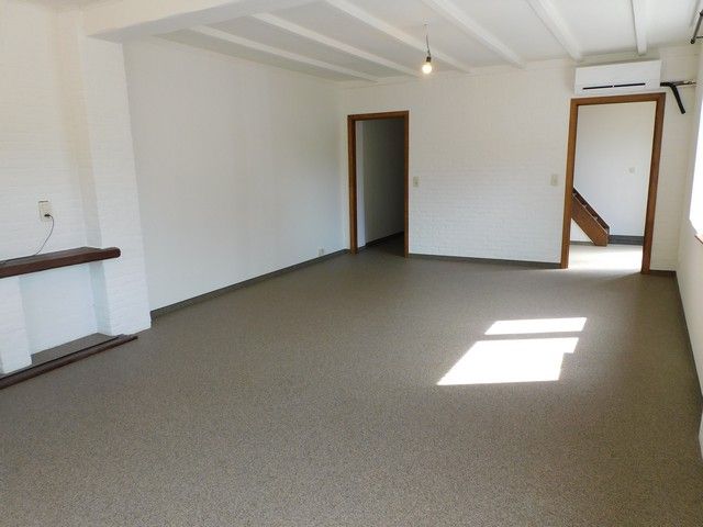 Volledig gerenoveerde gezinswoning met 5 slaapkamers foto 3
