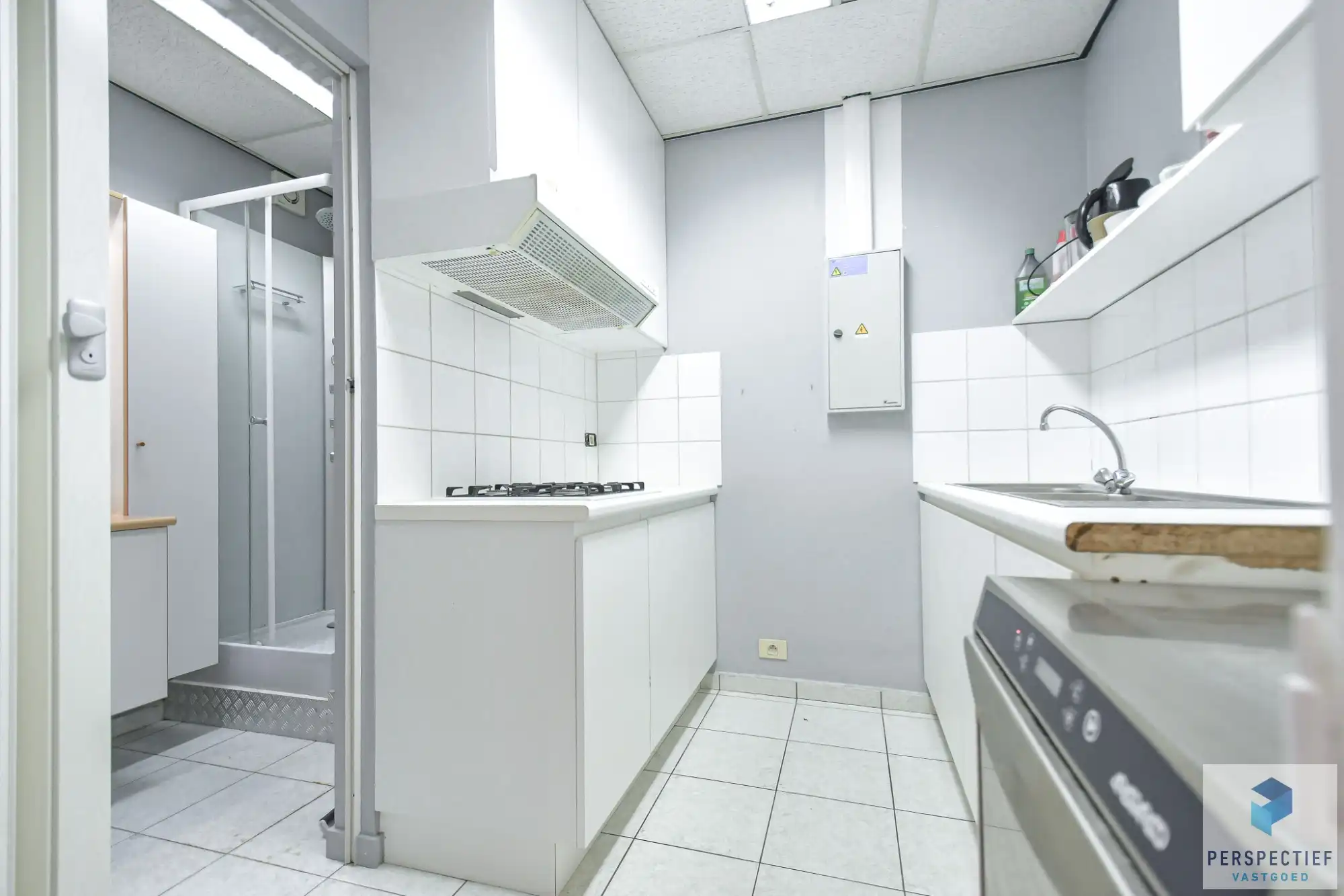 Handelspand/appartement met sterke commerciële uitstraling in Knesselare foto 12