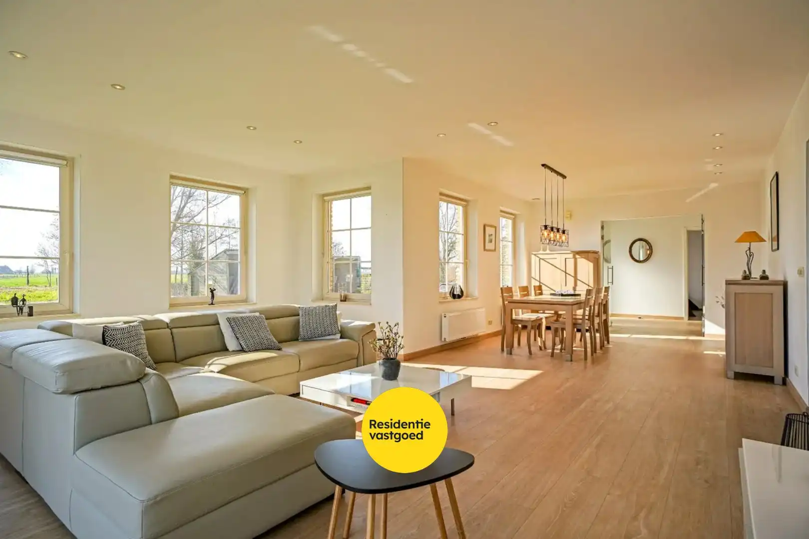Recente open bebouwing (2019) op een perceel van maar liefst 44.888 m² foto 5