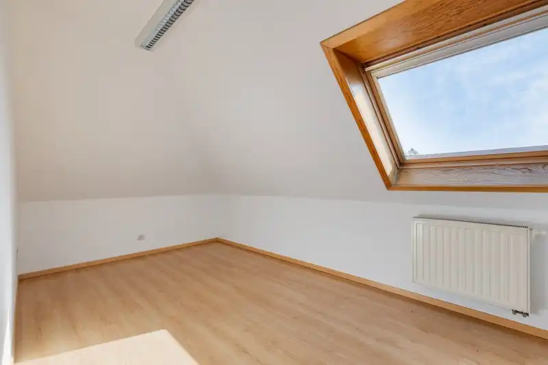 Polyvalente kantoorruimte met 3 slaapkamer appartement TE KOOP in Tielt! foto 36