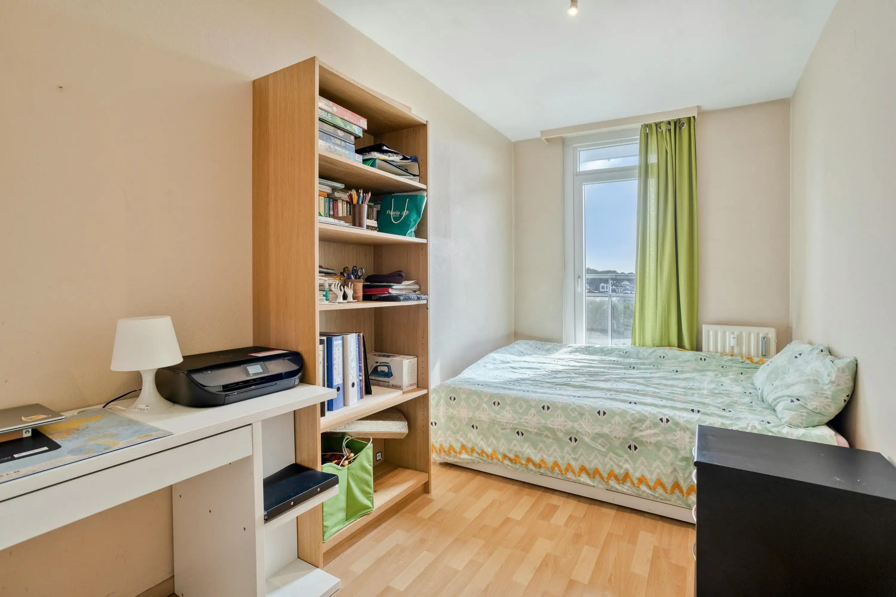 Instapklaar 2-slaapkamerappartement te koop in Berchem foto 13