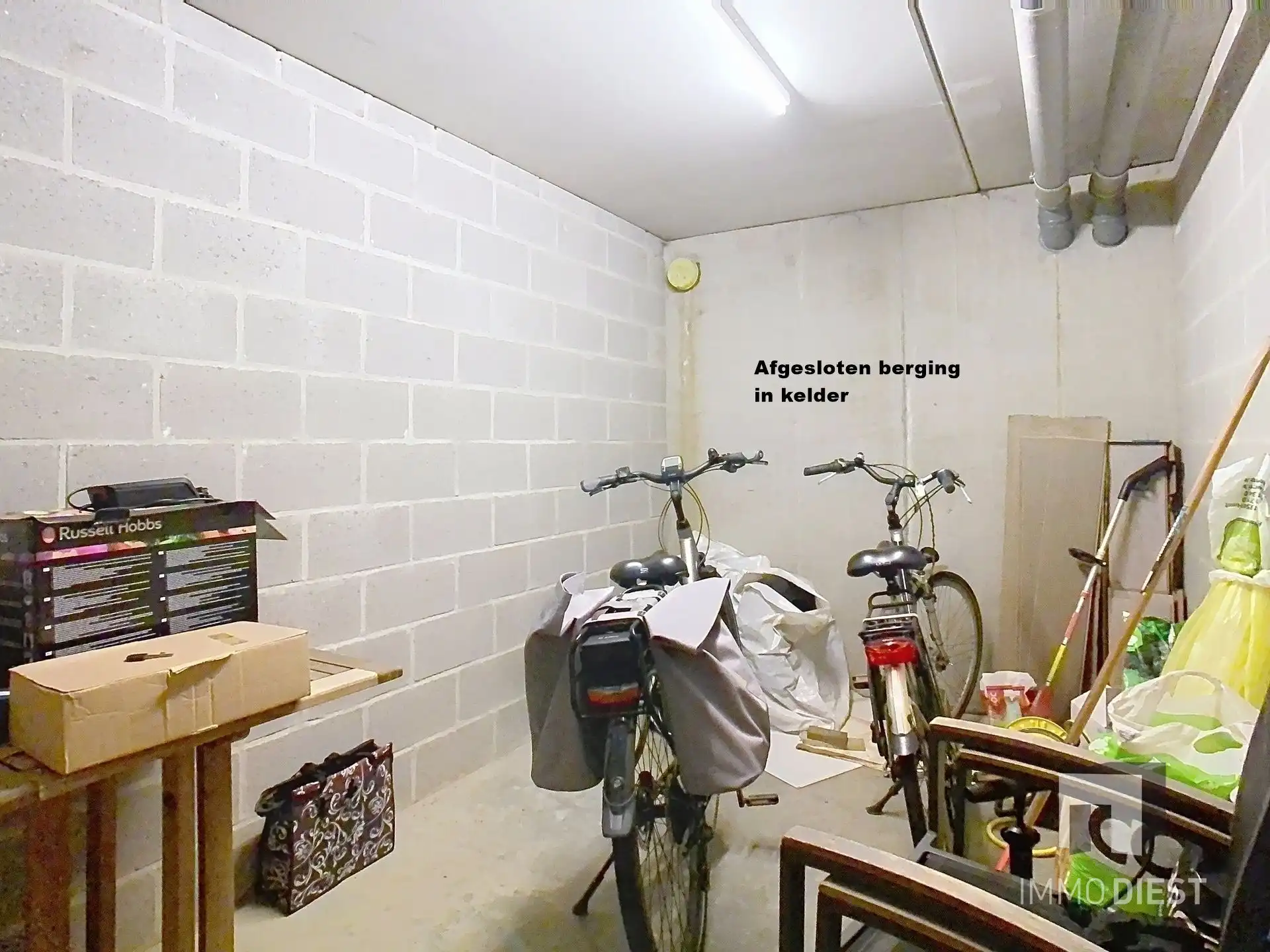 Gelijkvloers app - 2 slpk - tuin - garage - berging foto 19