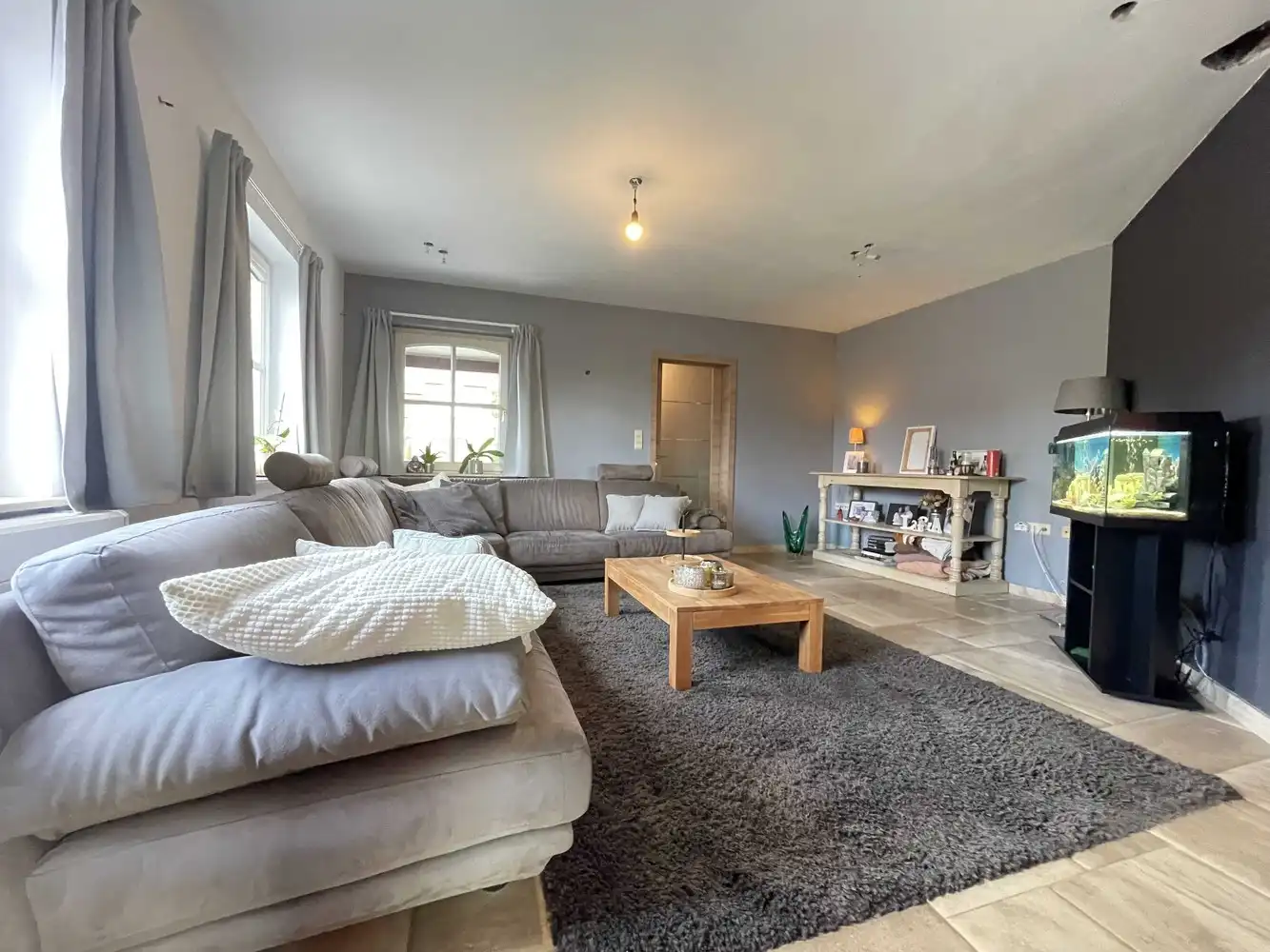 Gunstig gelegen woning met zwembad foto 2