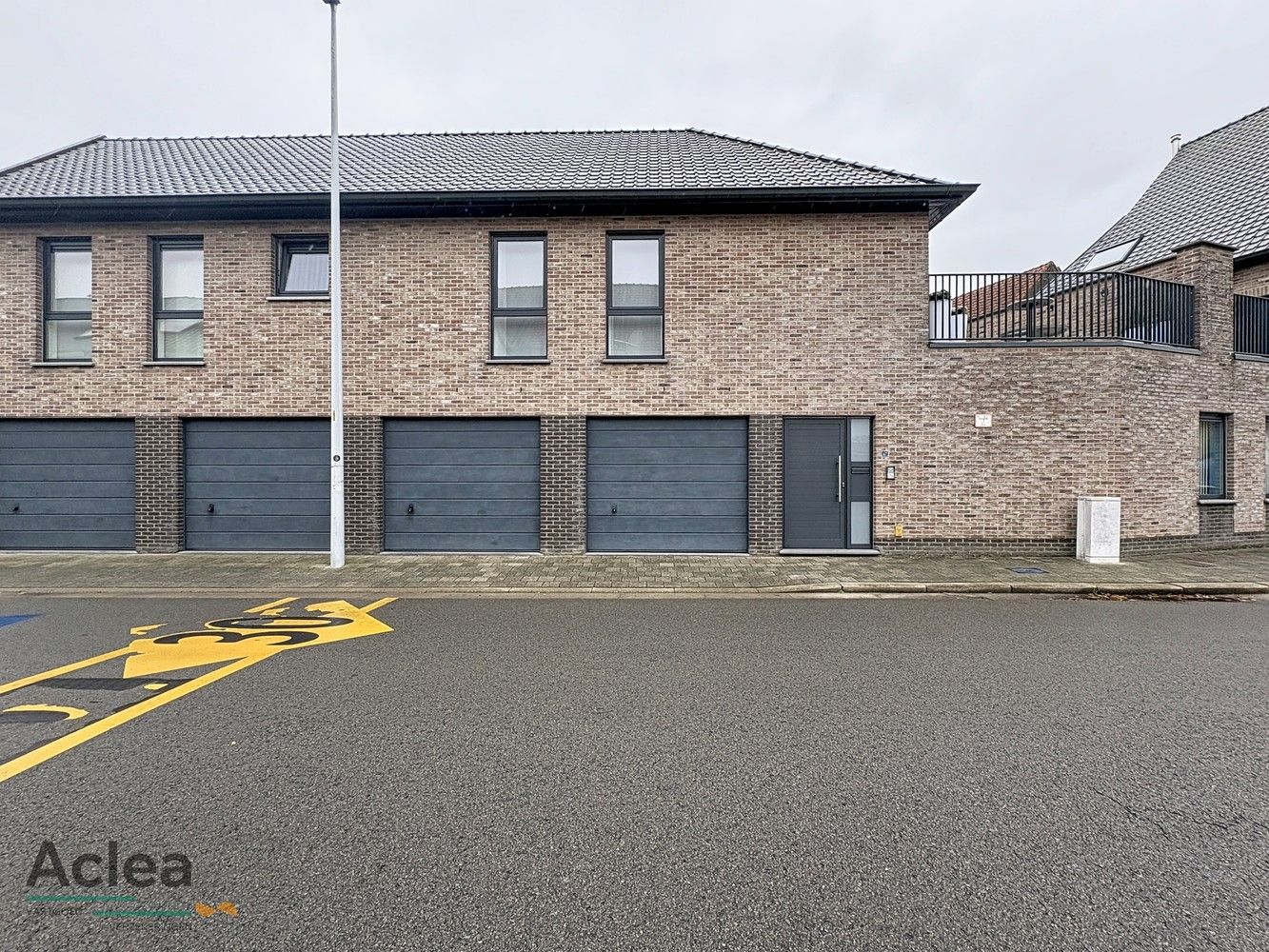 Gelijkvloersappertment met 2 slpks + garage foto 9