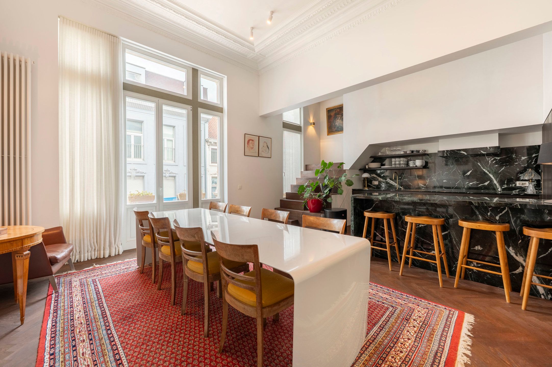 ANTWERPEN-Belle-époque appartment met ruim terras en parking foto 4