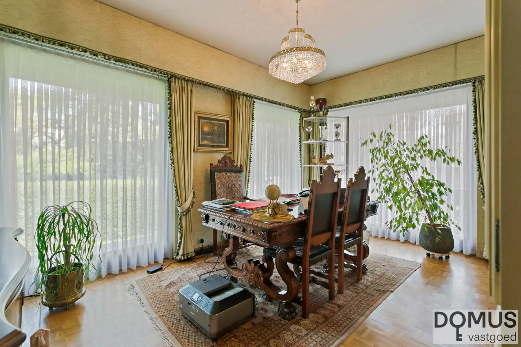 Statige villa met tijdloze architectuur op topligging  foto 17