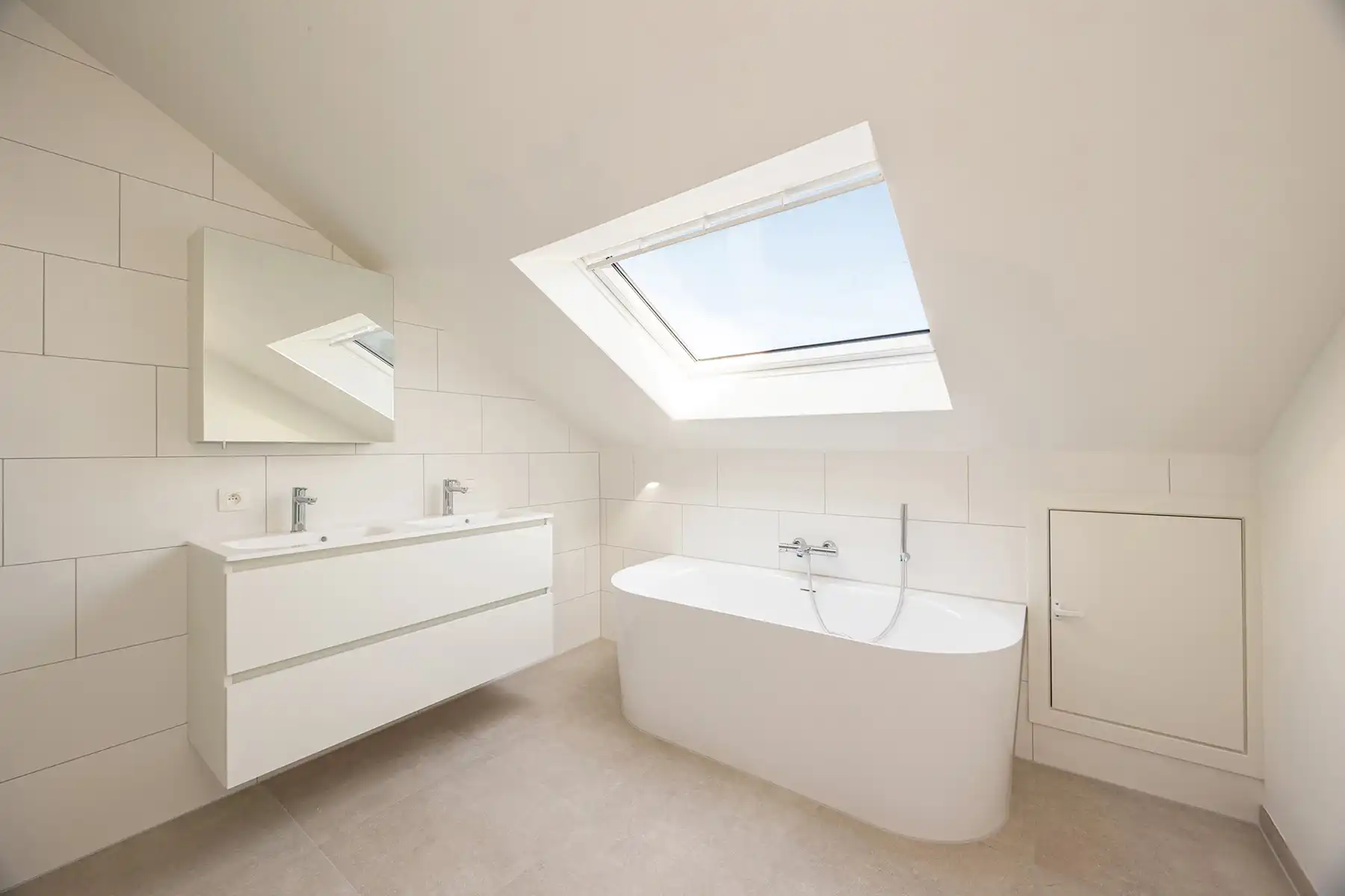 Gerenoveerde loft in hartje Ekeren! foto 10