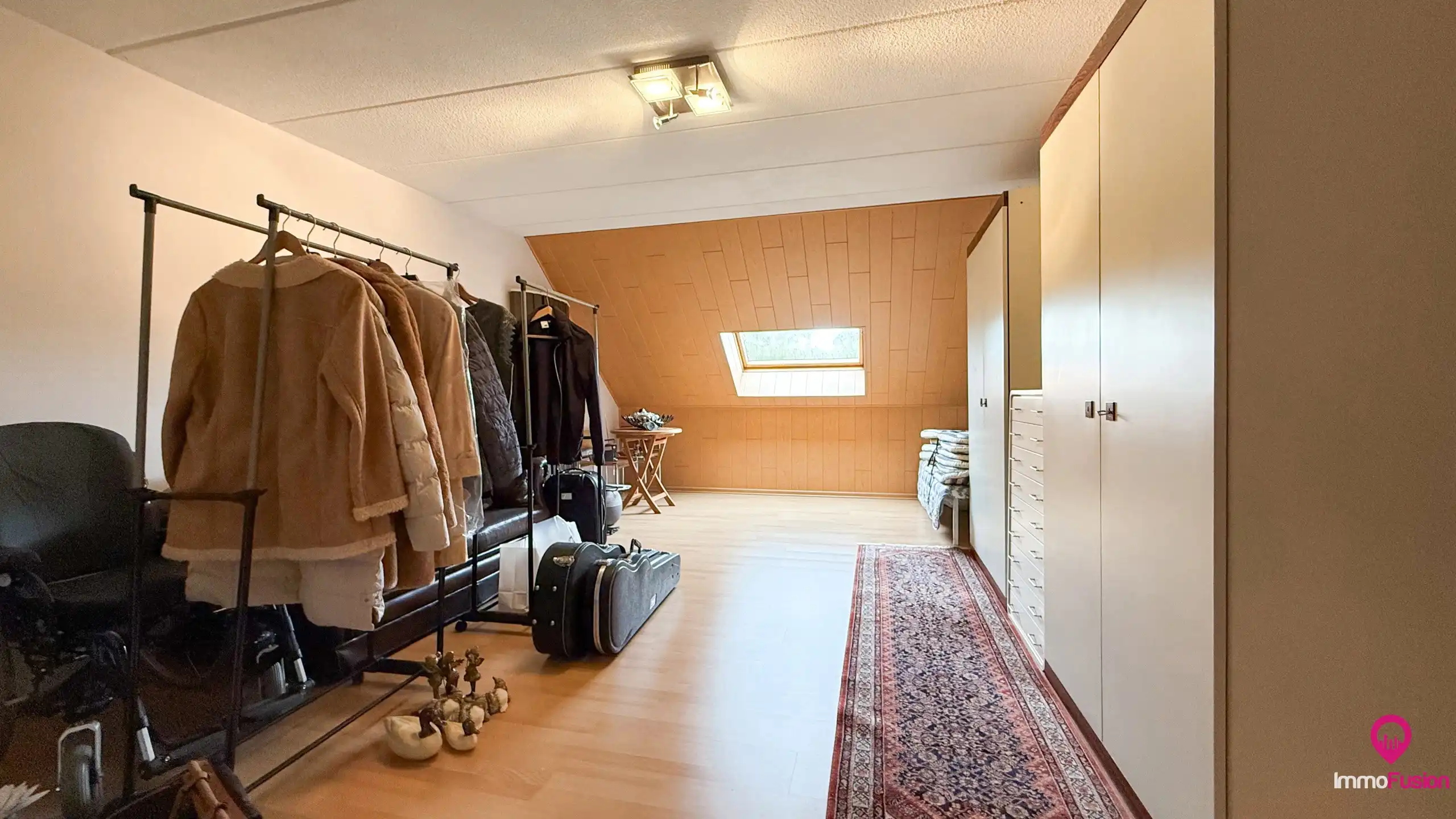 Hoog afgewerkte woning met 4 slpkms en kelder op 6are ! foto 34