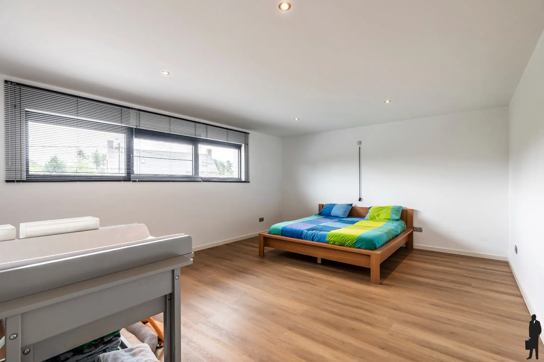 Ruime woning met multifunctionele studio foto 19