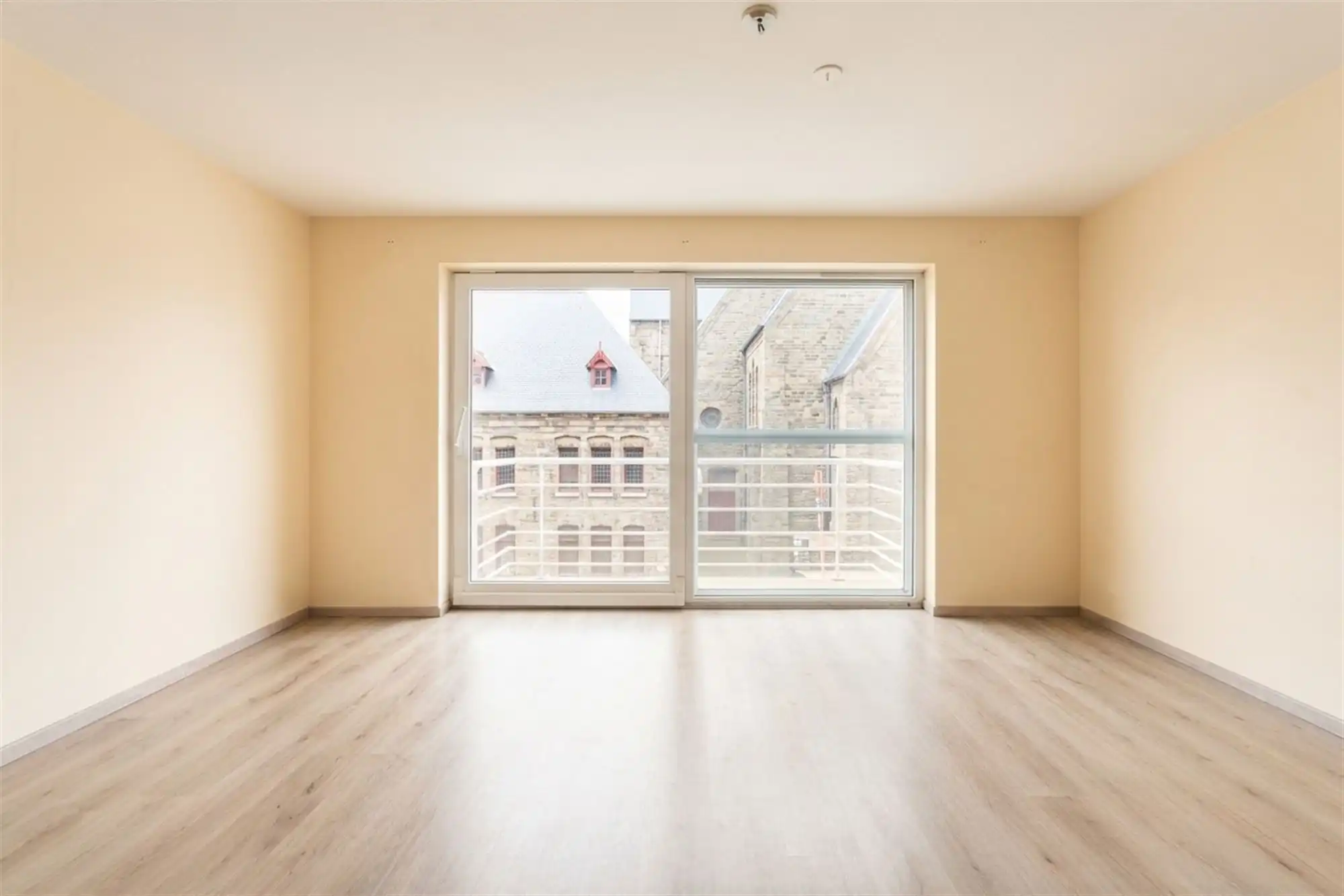 Zonnig appartement met garageoptie foto 4