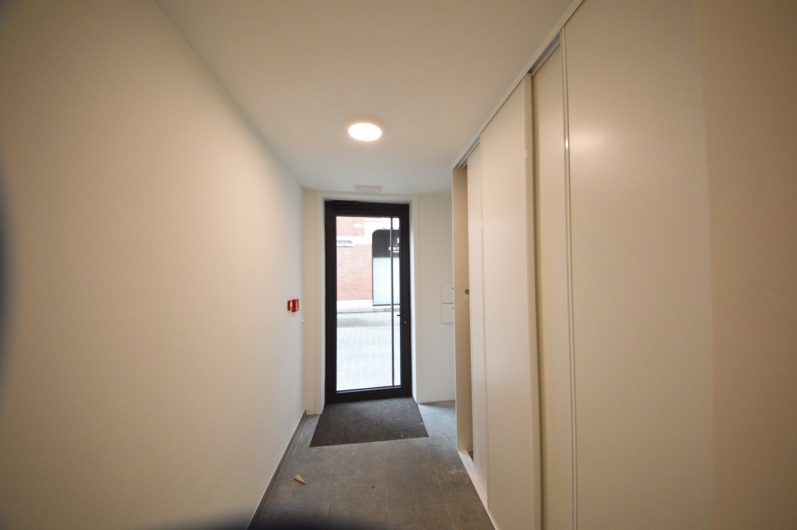 VERNIEUWBOUW MET TERRAS 2E VERDIEP foto 25
