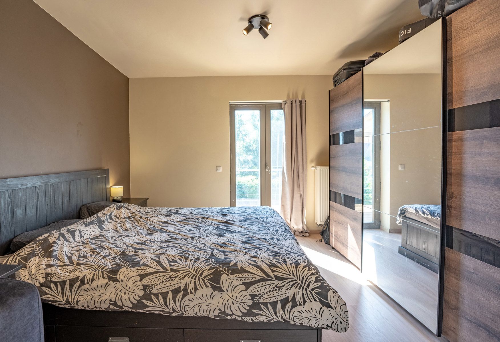 Instapklaar 1-slaapkamerappartement met zonnig terras en staanplaats – hartje Brasschaat! foto 10