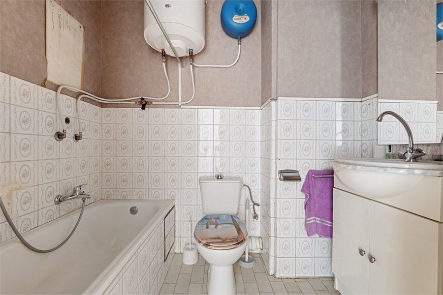 OP TE FRISSEN APPARTEMENT IN HET CENTRUM VAN SINT-TRUIDEN foto 14
