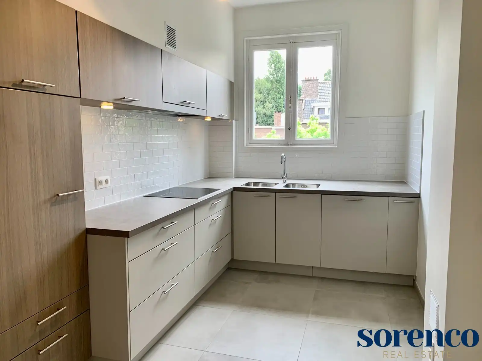 ALBERTPARK - Een prachtig en ruim 2 slaapkamer appartement van circa 200m² in een historisch herenhuis  foto 6