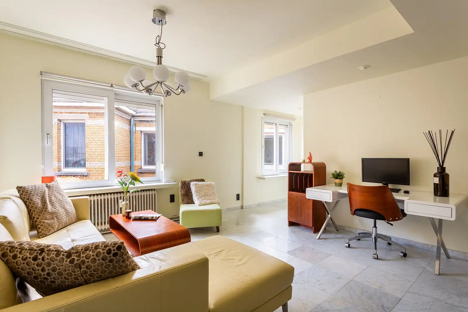 Centraal wonen in iconisch gebouw foto 2