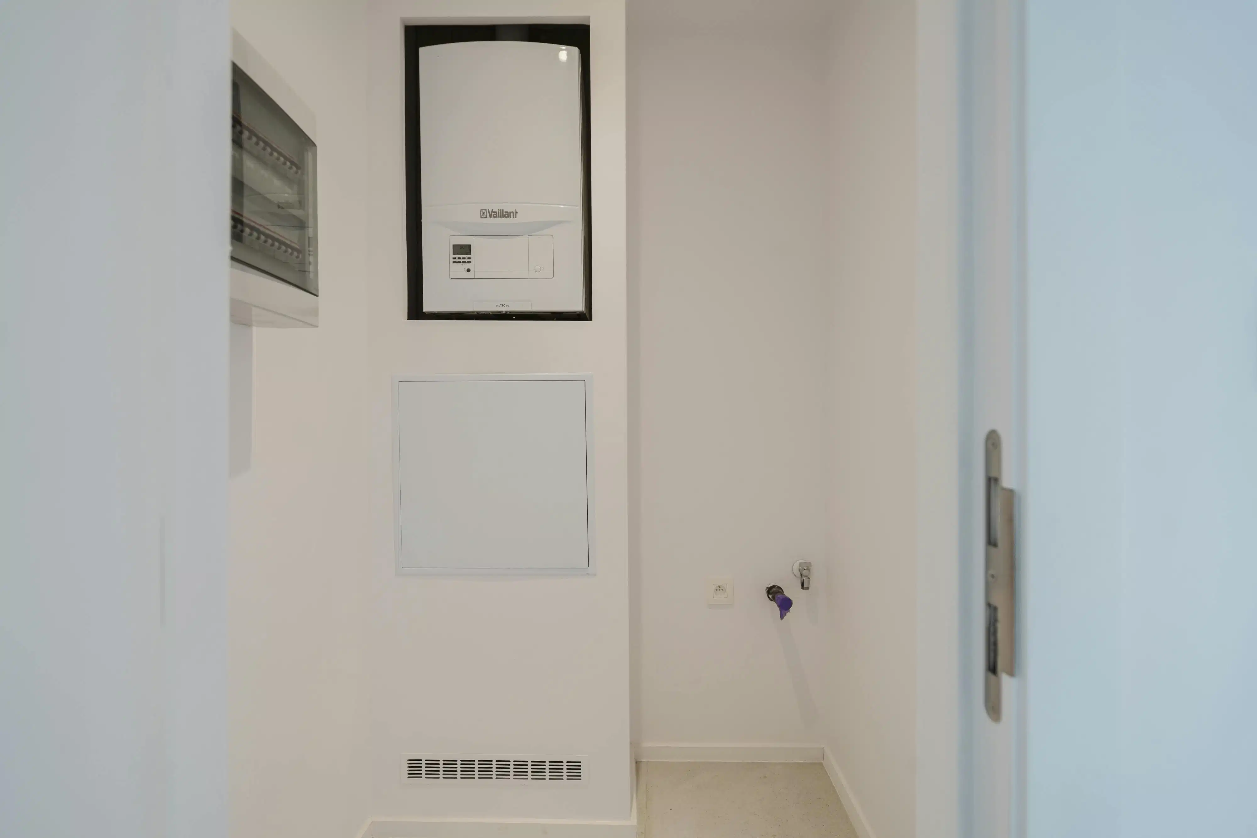 Energiezuinig 2-slaapkamer appartement te koop in Harelbeke foto 16