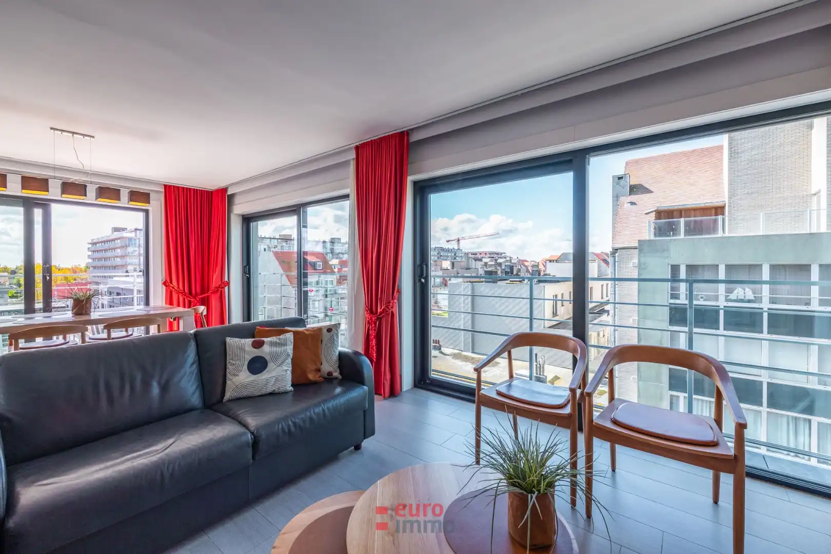 Super gelegen appartement met zijdelings zeezicht! foto 3