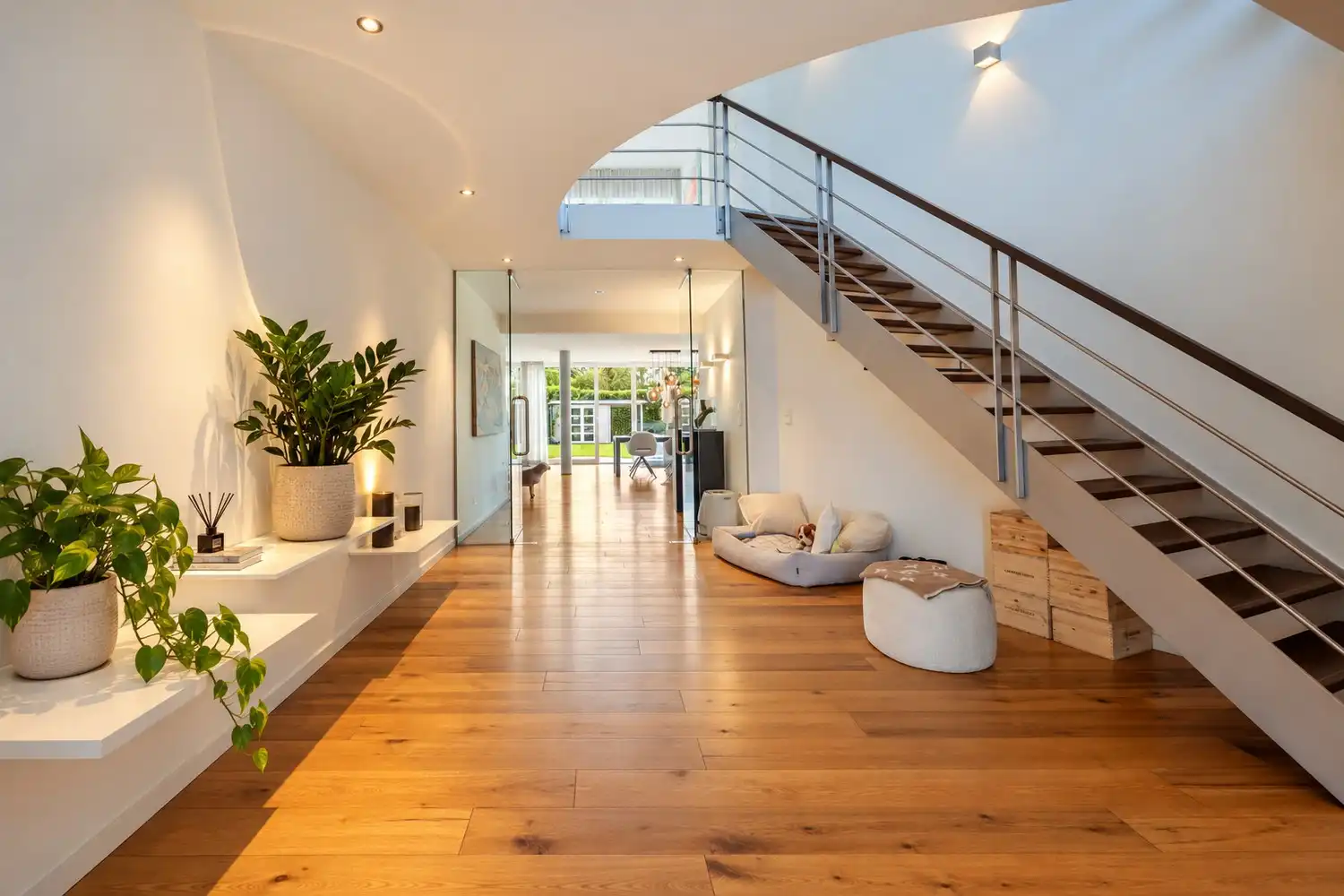 Royale villa van 461 m² met luxe afwerking gelegen in een rustige en geliefde woonomgeving te Neerharen foto 6