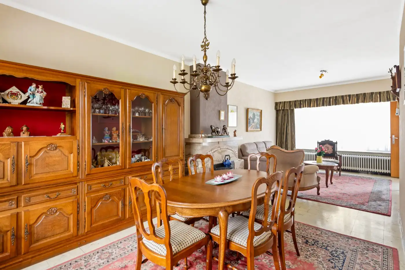 Op te frissen woning met 4 slpk. en tuin foto 4