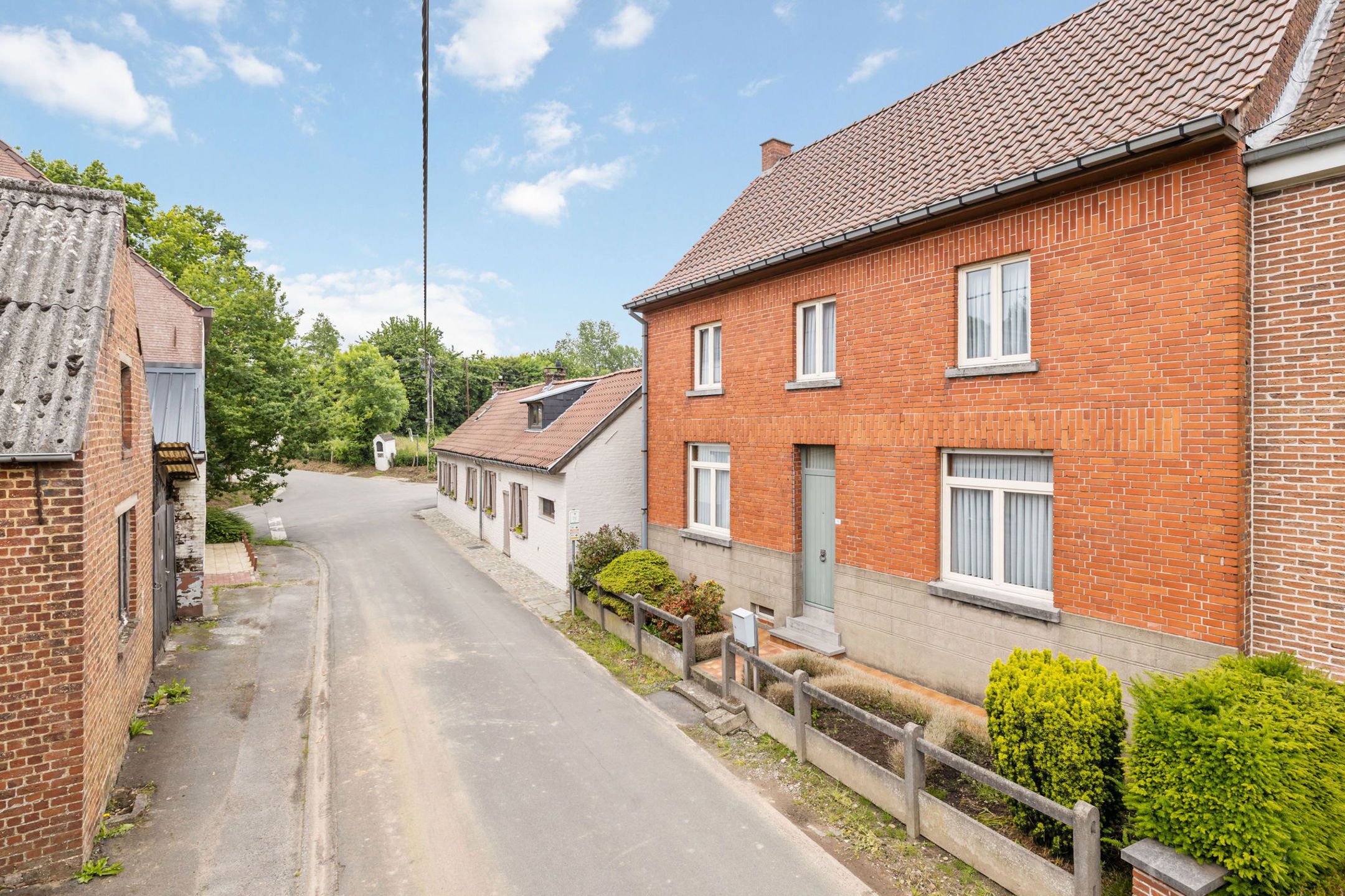 Ruime eengezinswoning met afzonderlijke schuur foto 11