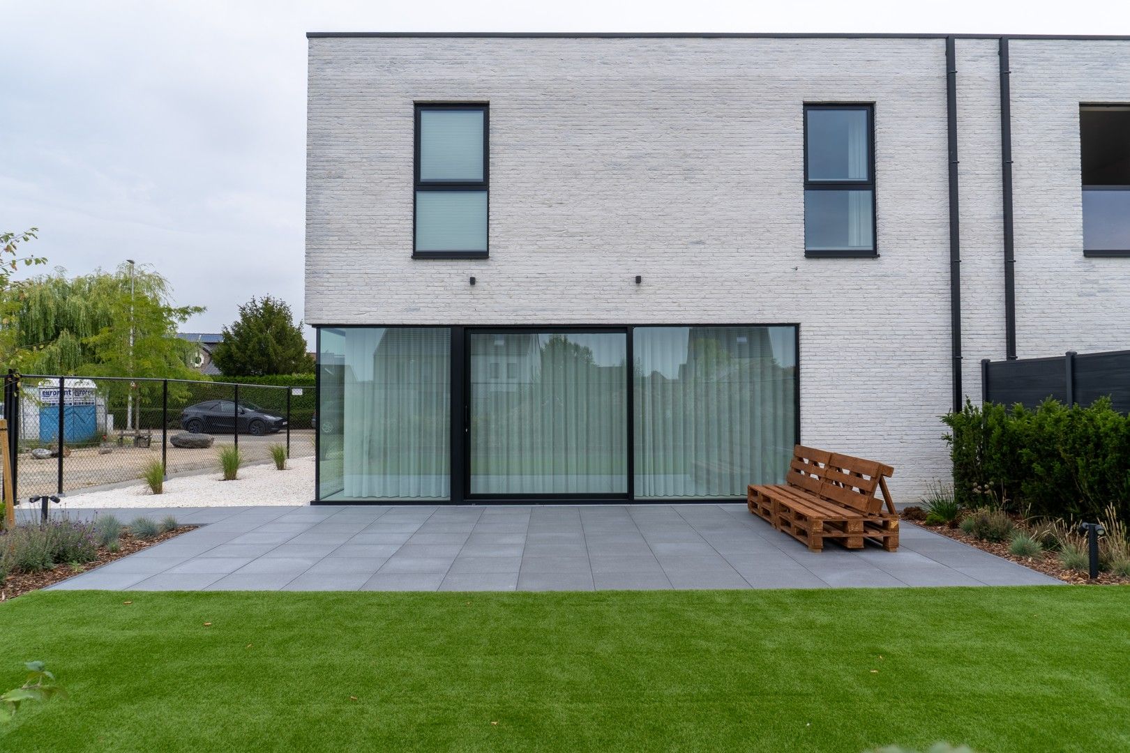 Halfopen nieuwbouwwoning gelegen te Diepenbeek foto 10