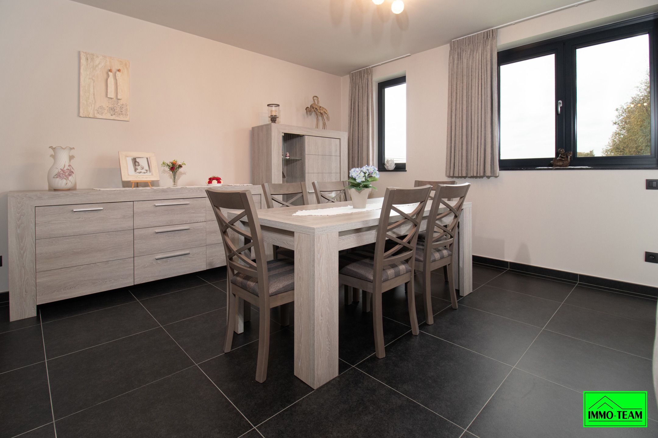 Modern en energiezuinig appartement met terras en garage foto 5