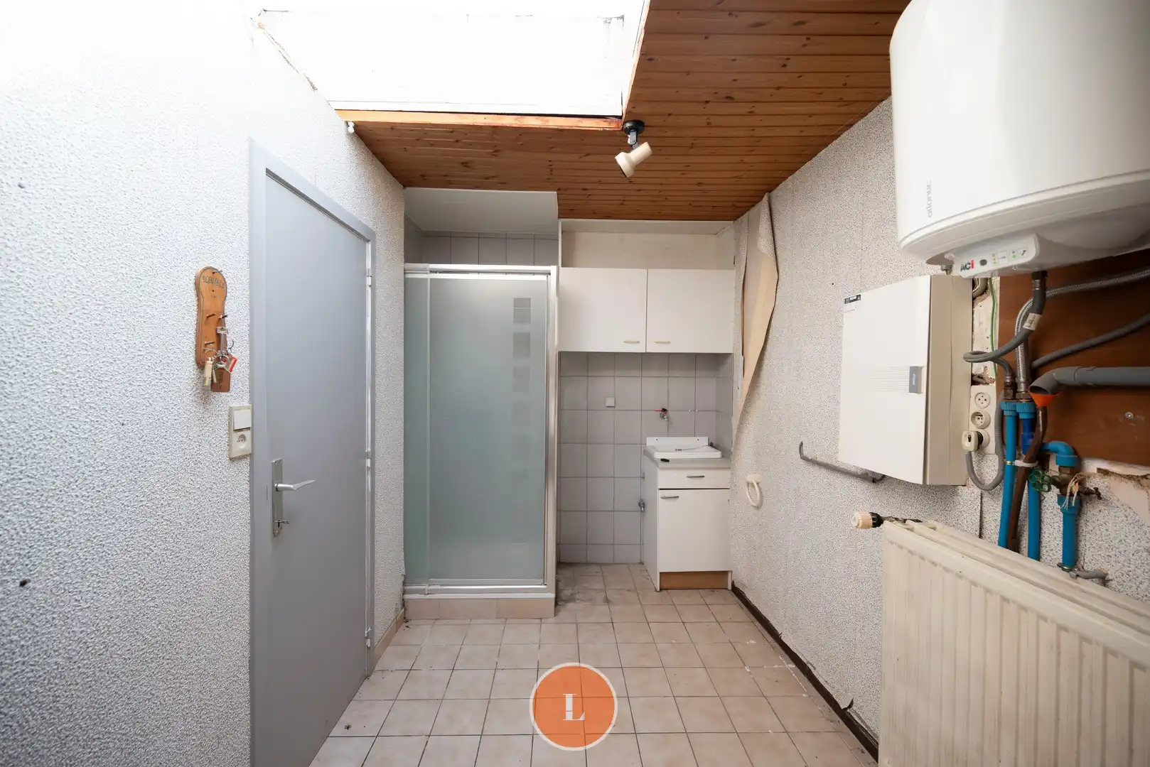 Woning met 4 slaapkamers en handelsruimte in centrum Lauwe foto 8