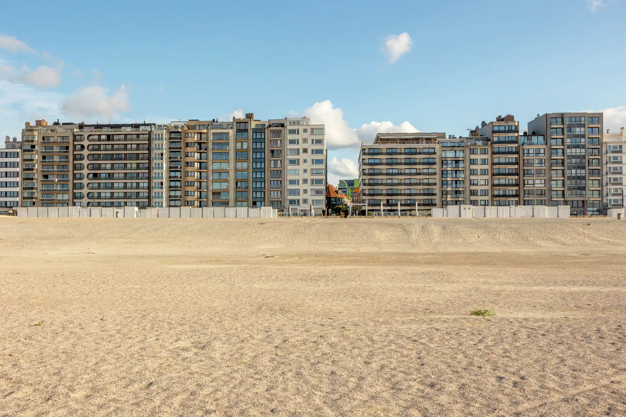 KNOKKE-HEIST - Wonen aan zeedijk foto 2