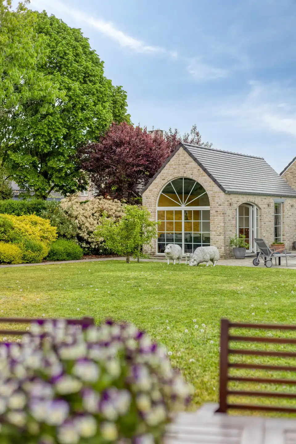 TOP onderhouden villa op uitzonderlijk perceel foto 30