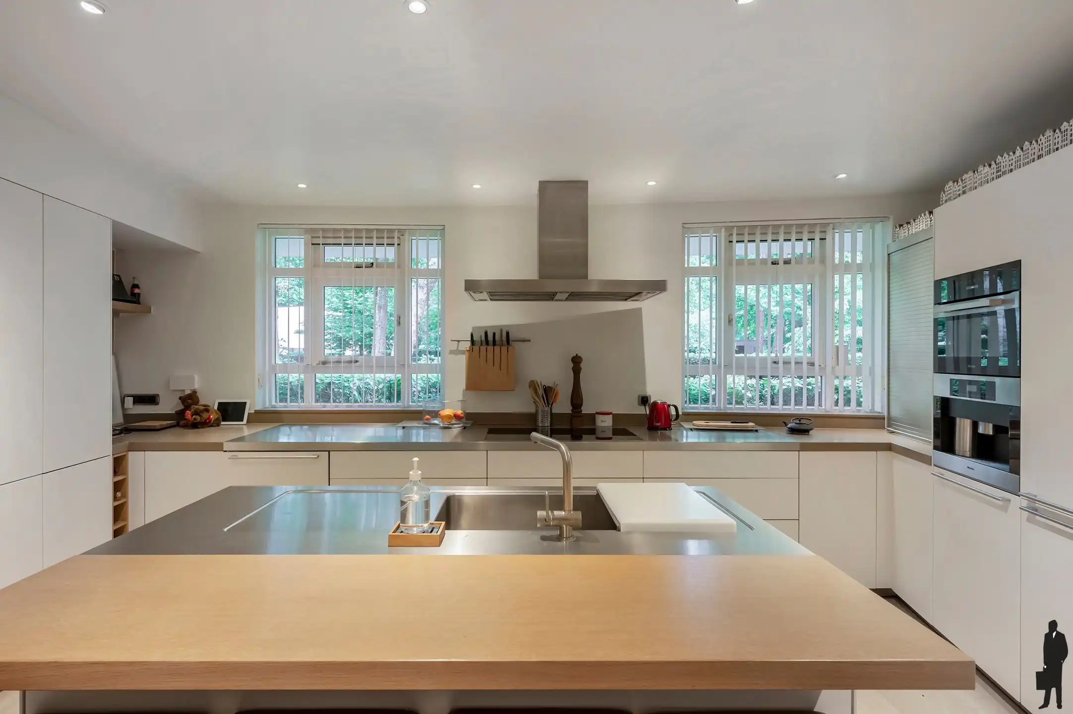 Charmante villa op gegeerde locatie foto 8