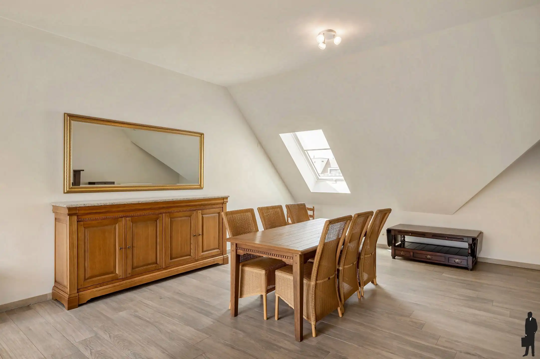 Prachtig recent appartement met 3 slaapkamers, 2 terrassen en centrale ligging te Essen foto 10