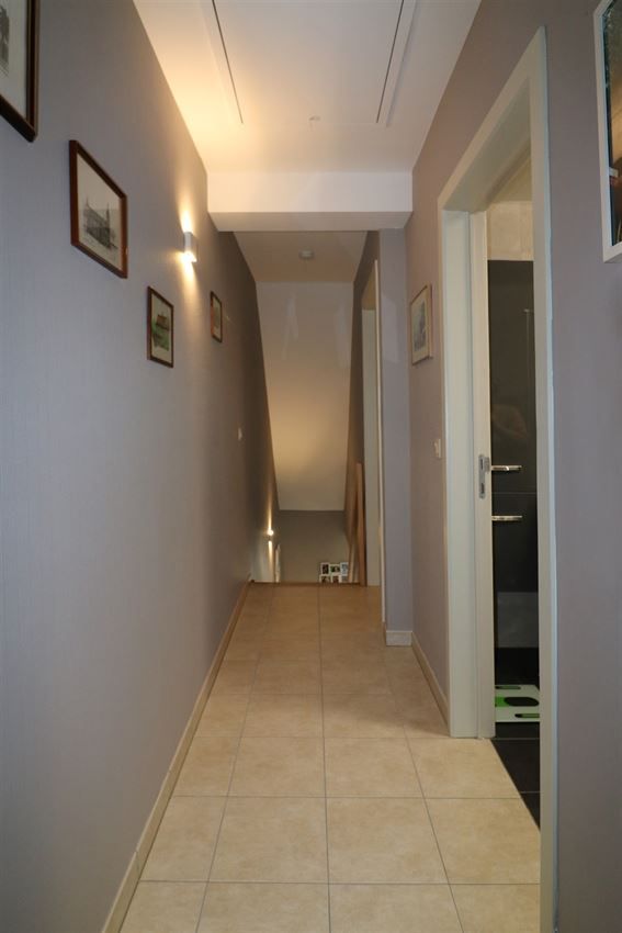 Centraal, doch rustig gelegen duplex met 2 slpk. en afgesloten garage foto 20