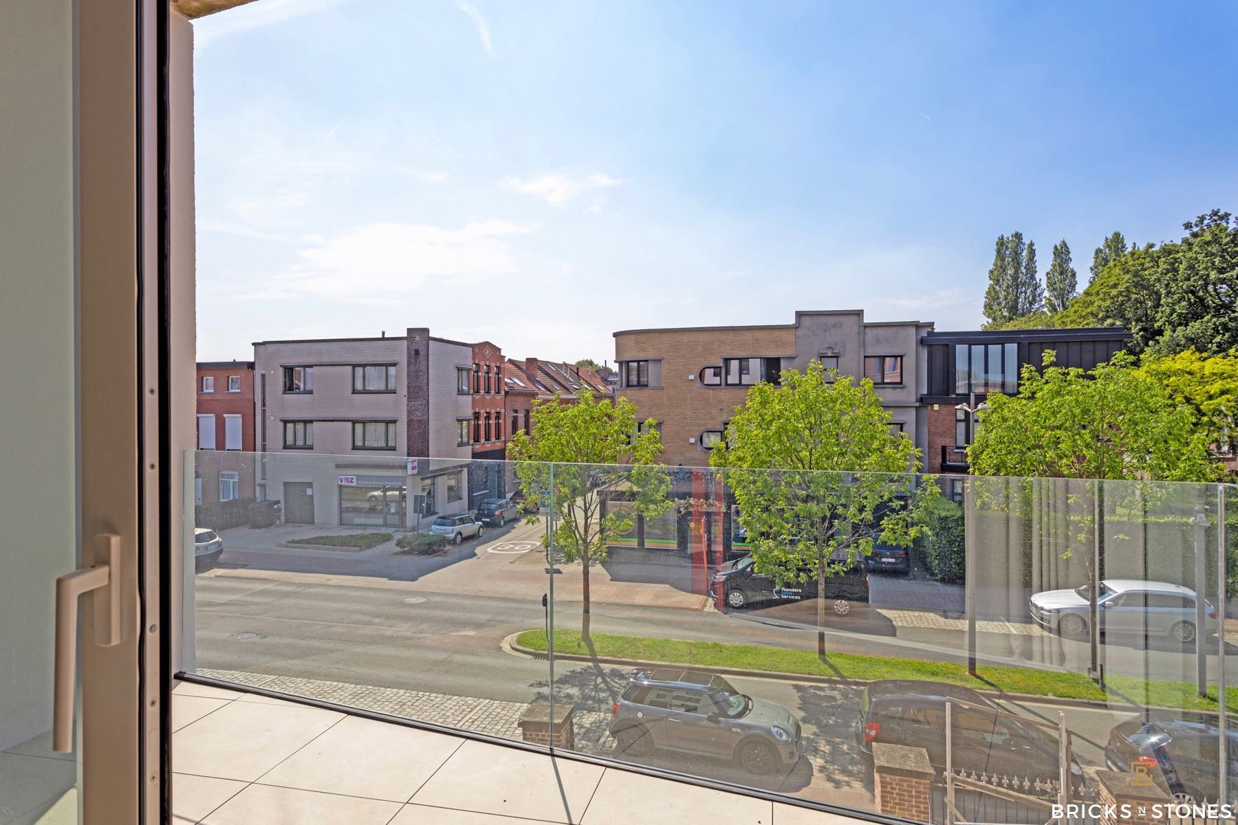 Prachtige penthouse met ruim terras en hoogwaardig afgewerkt foto 7