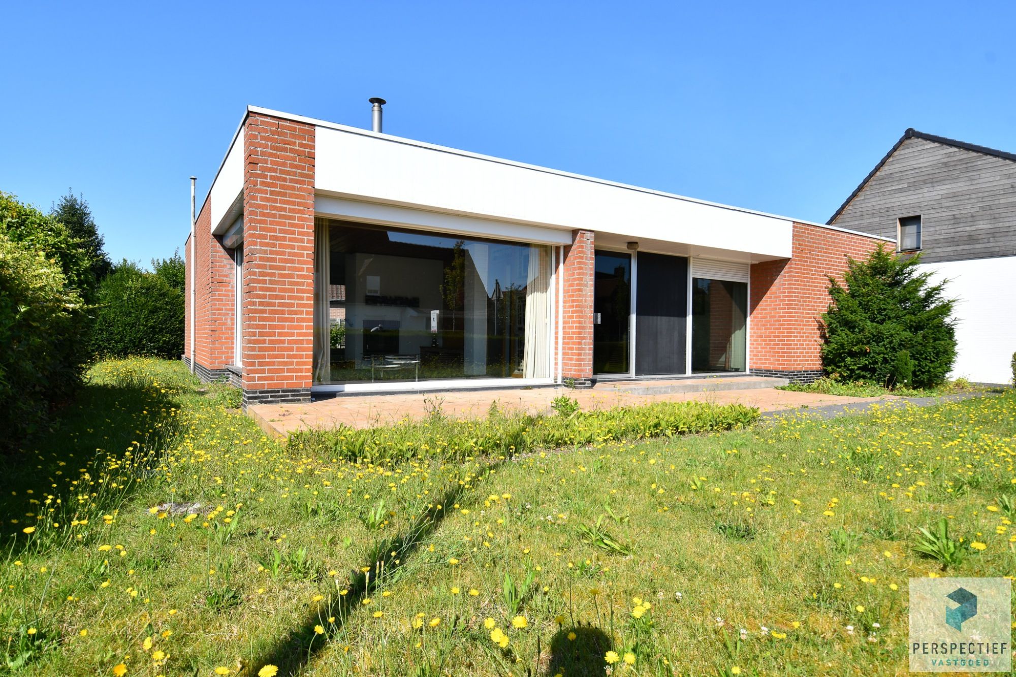 RUIME LICHTRIJKE woning met tuin en garage foto 19