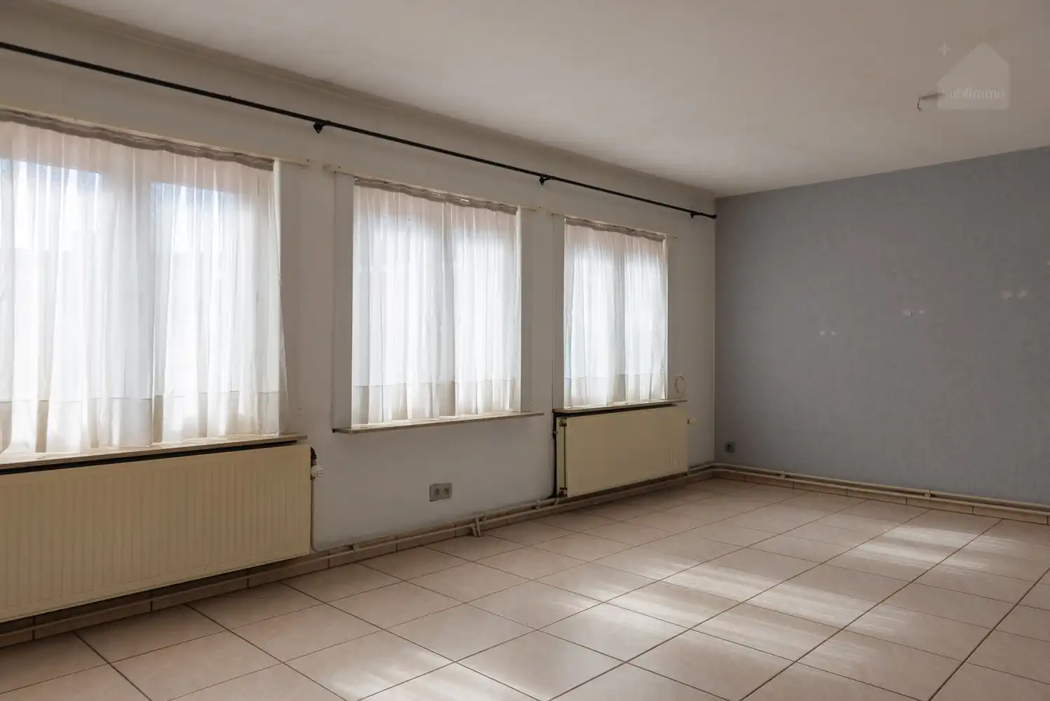 Woning met 3 slaapkamers en 4 garages in het centrum van Meerhout foto 10