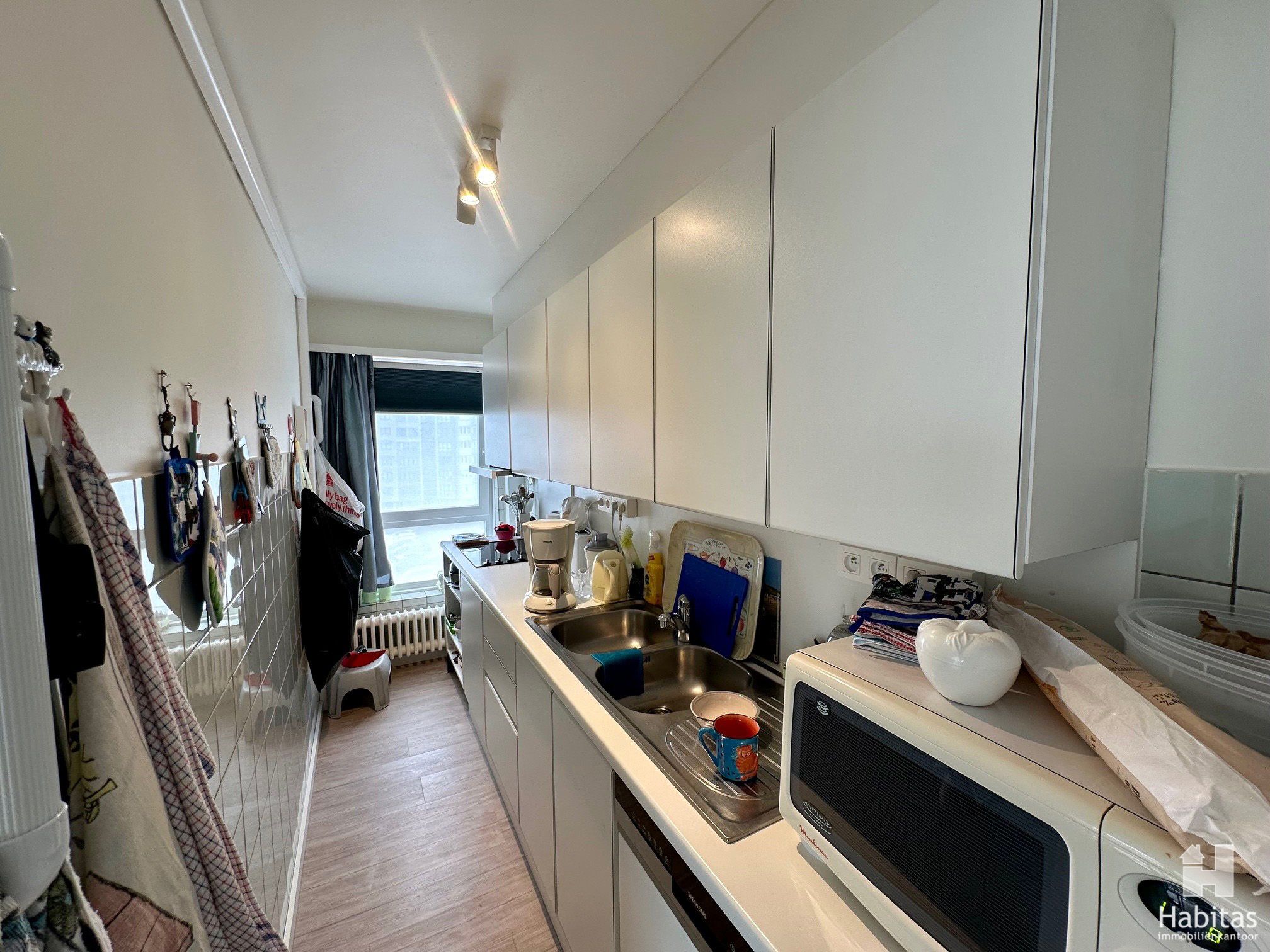 Zeer ruim en zonnig hoekappartement met open zicht. foto 6