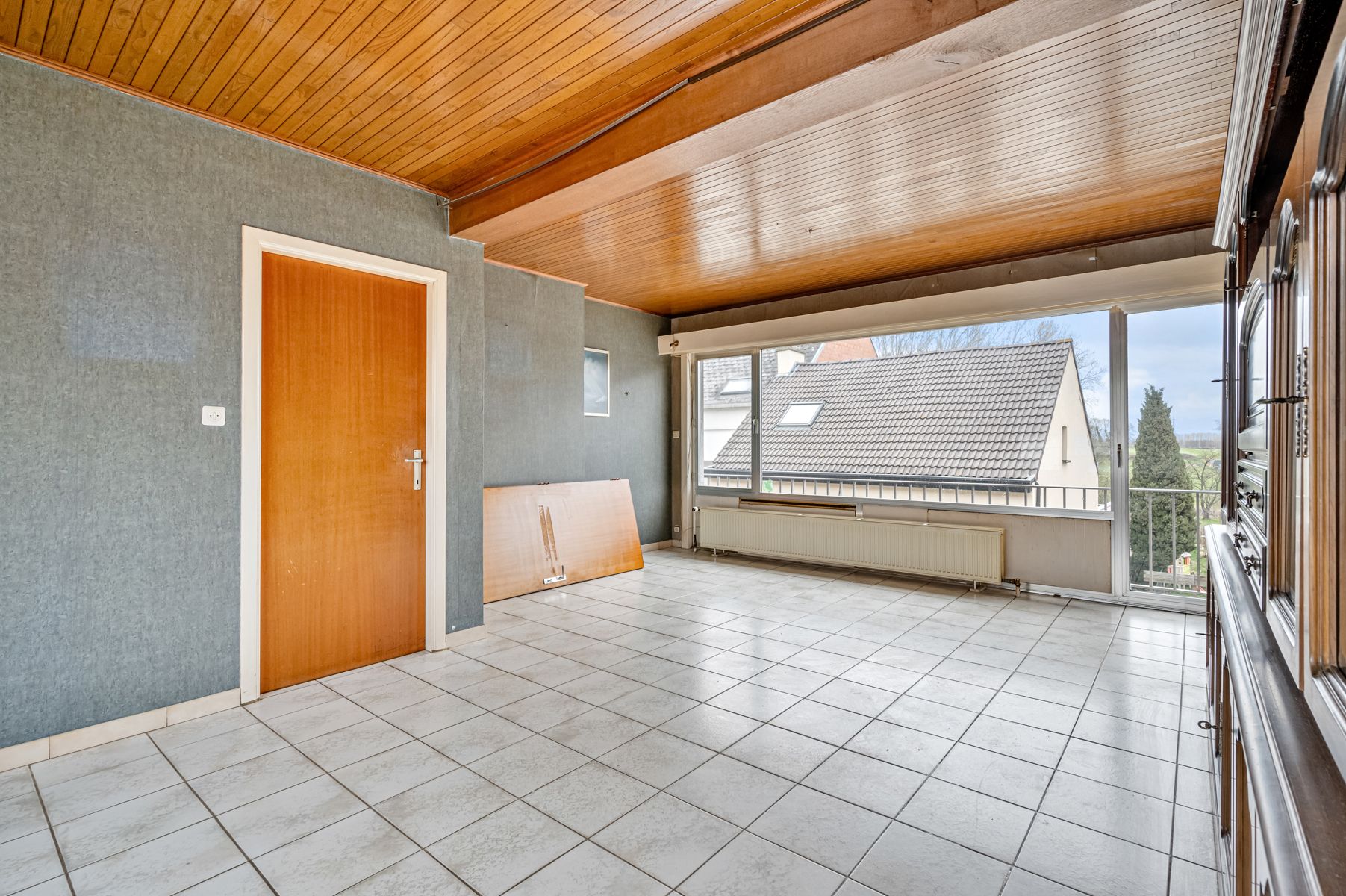 Ruim appartement in het centrum van Denderhoutem foto 5