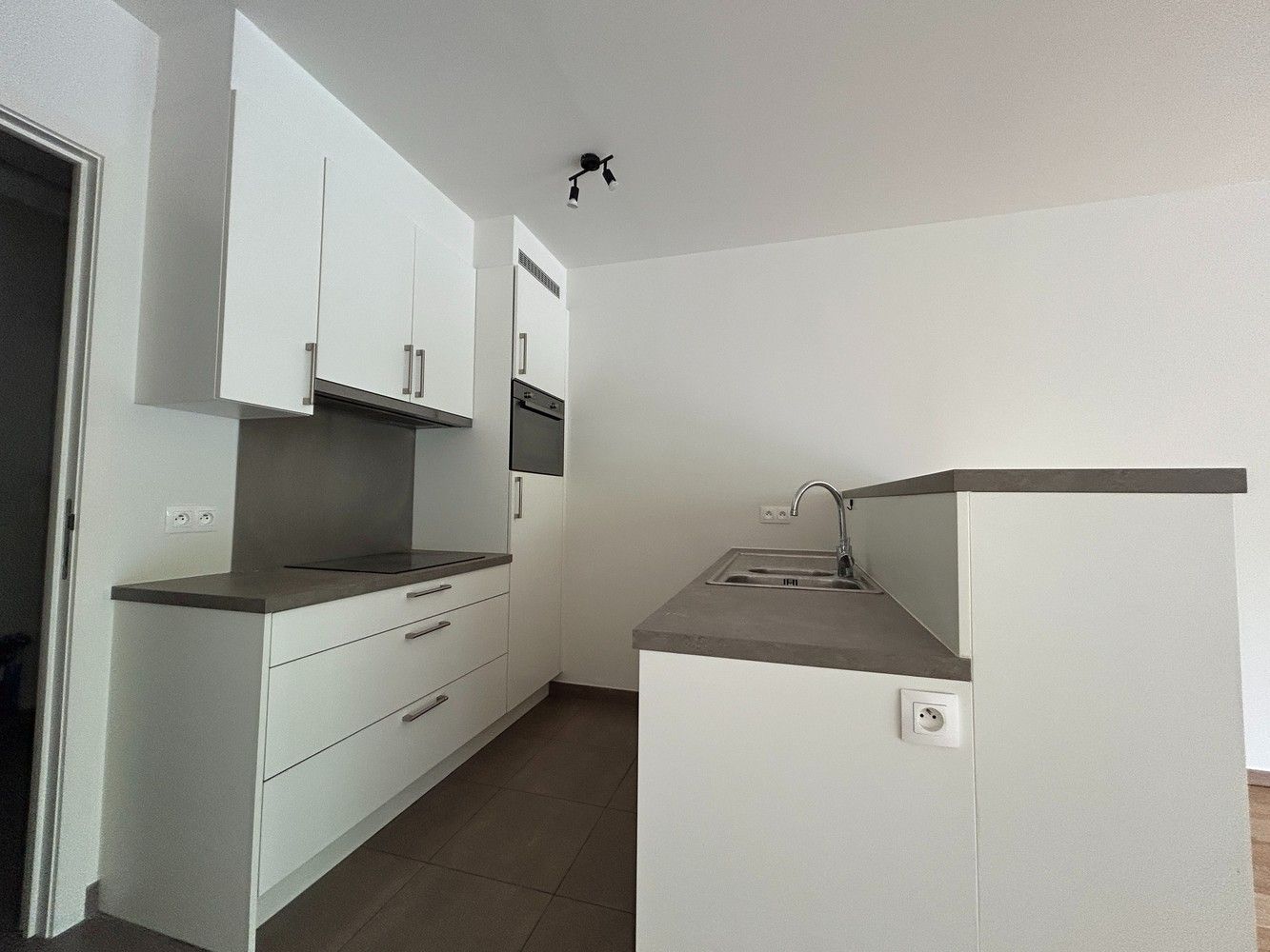 Appartement te huur foto 9