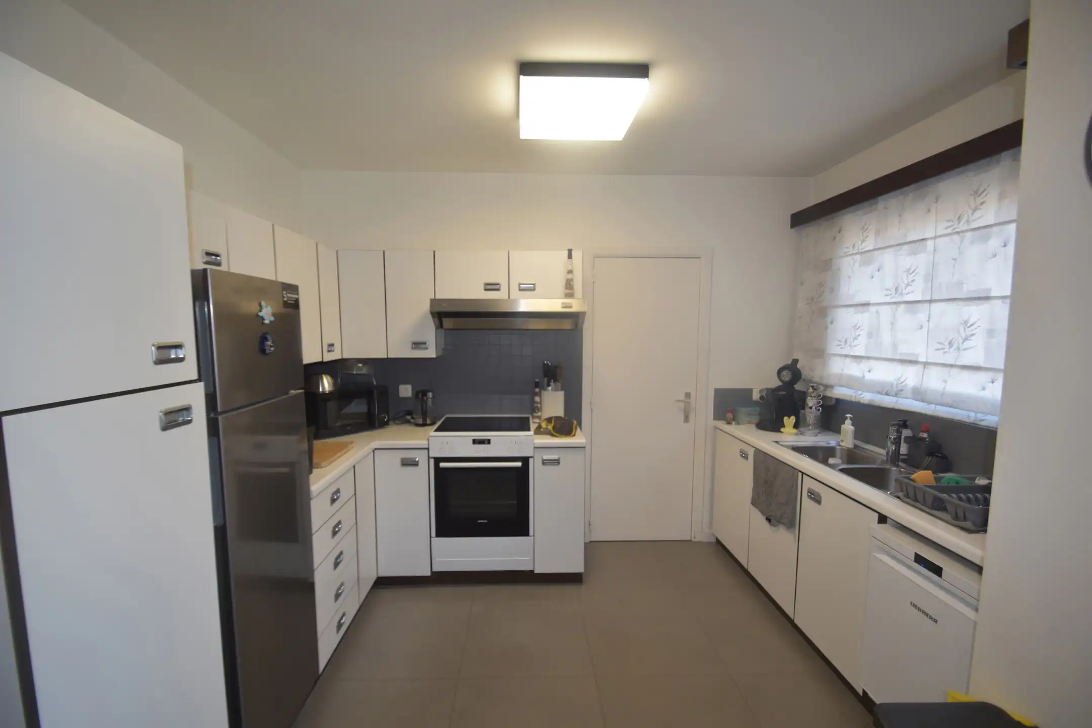 Ruim 3-slpk. duplex-appartement met garage, groot, zonnig terras en ruime bergzolder foto 8