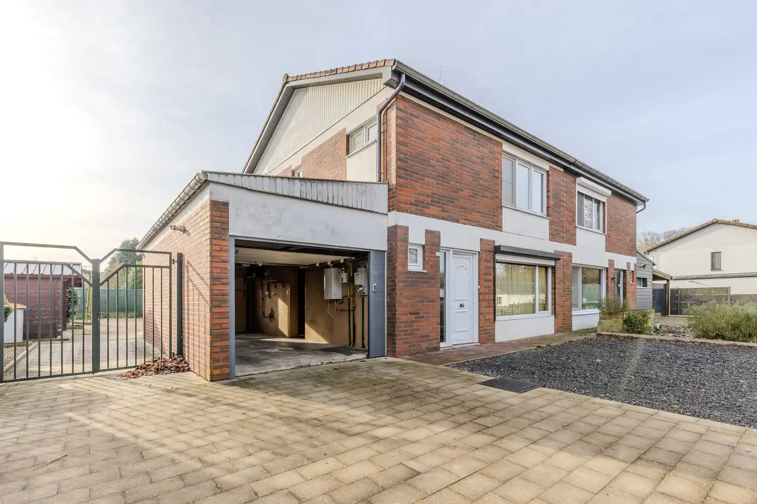 Halfopen bebouwing met drie slaapkamers op een perceel van 5a16ca in Lanaken foto 27