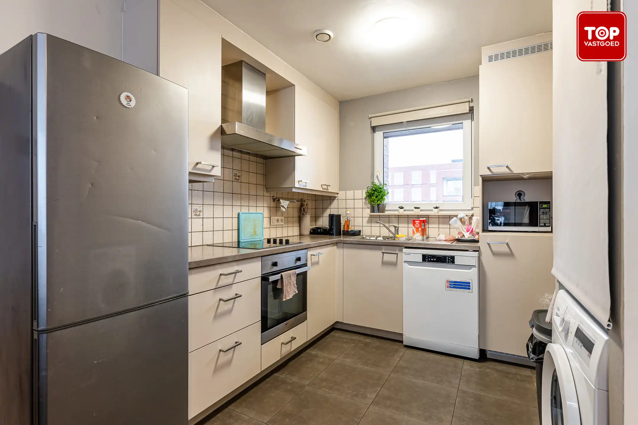 Instapklaar appartement (EPC B) met 2 slaapkamers en privatieve autostaanplaats.  foto 6