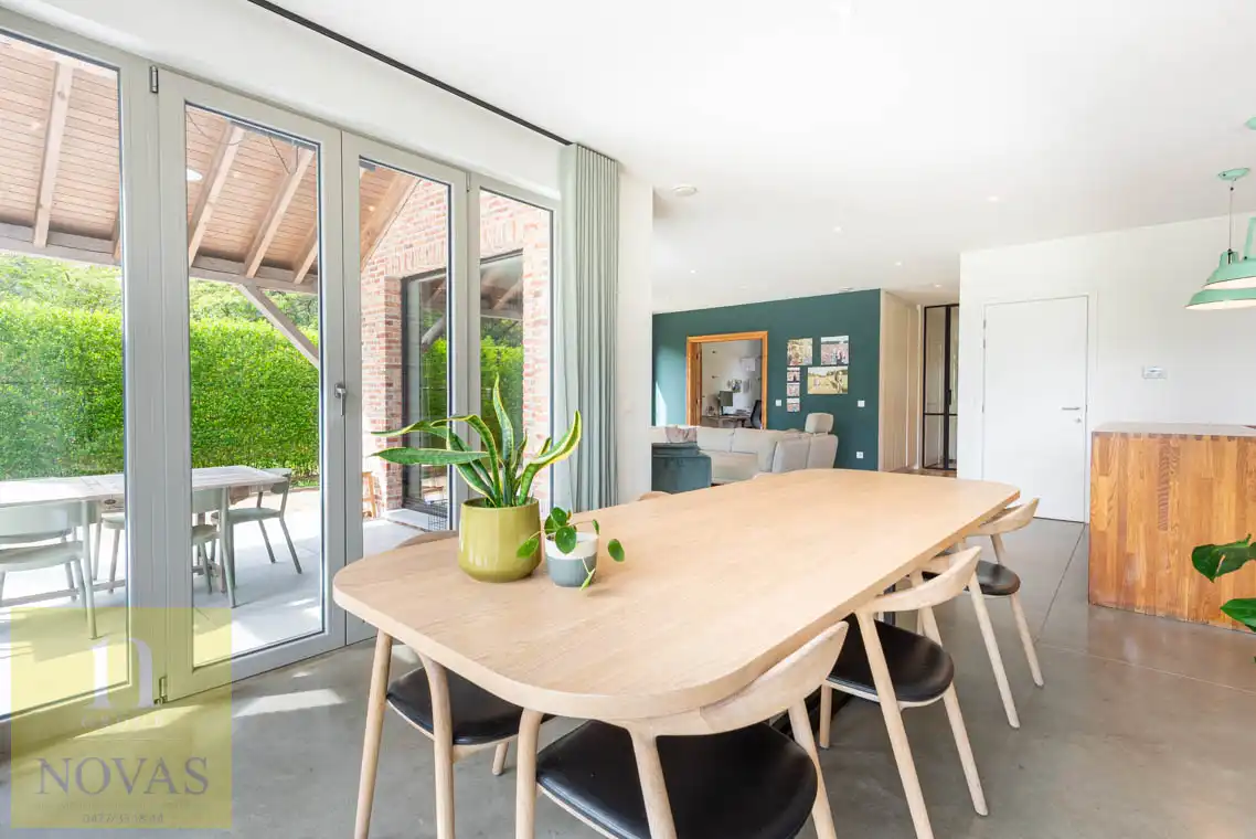 Prachtige woning, zonnepanelen, warmtepomp, thuisbatterij, 4 slaapkamers, bouwjaar 2015 foto 7