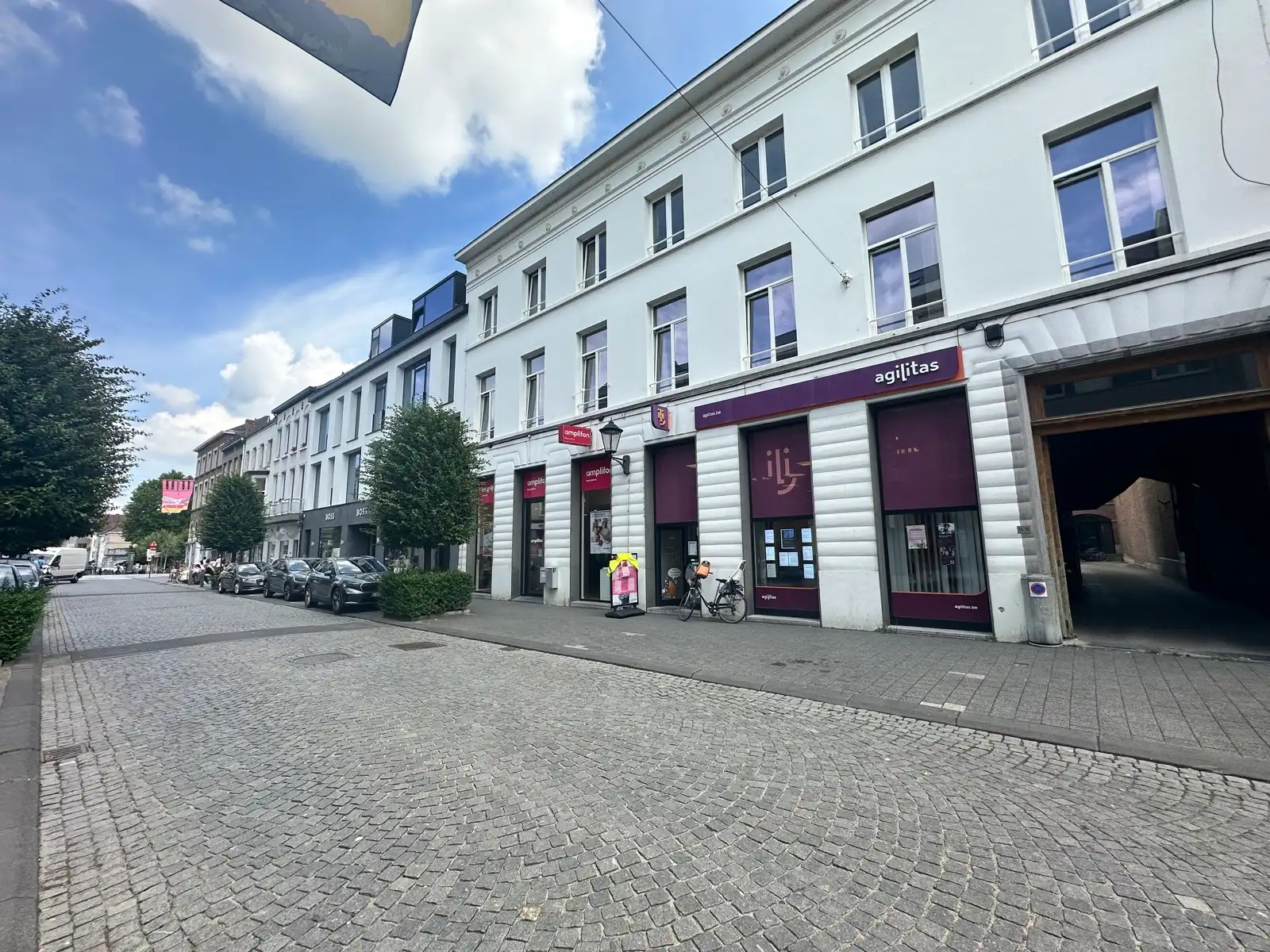 Commerciële ruimte op top locatie in Mechelen foto {{pictureIndex}}