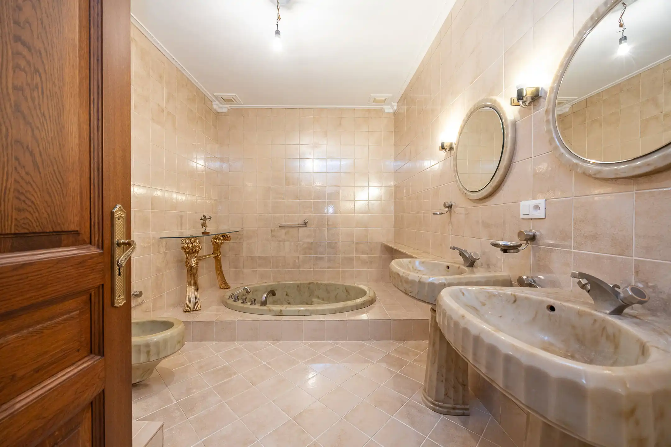 Laagbouwvilla op een prachtig perceel van ca . 3058 m² foto 11