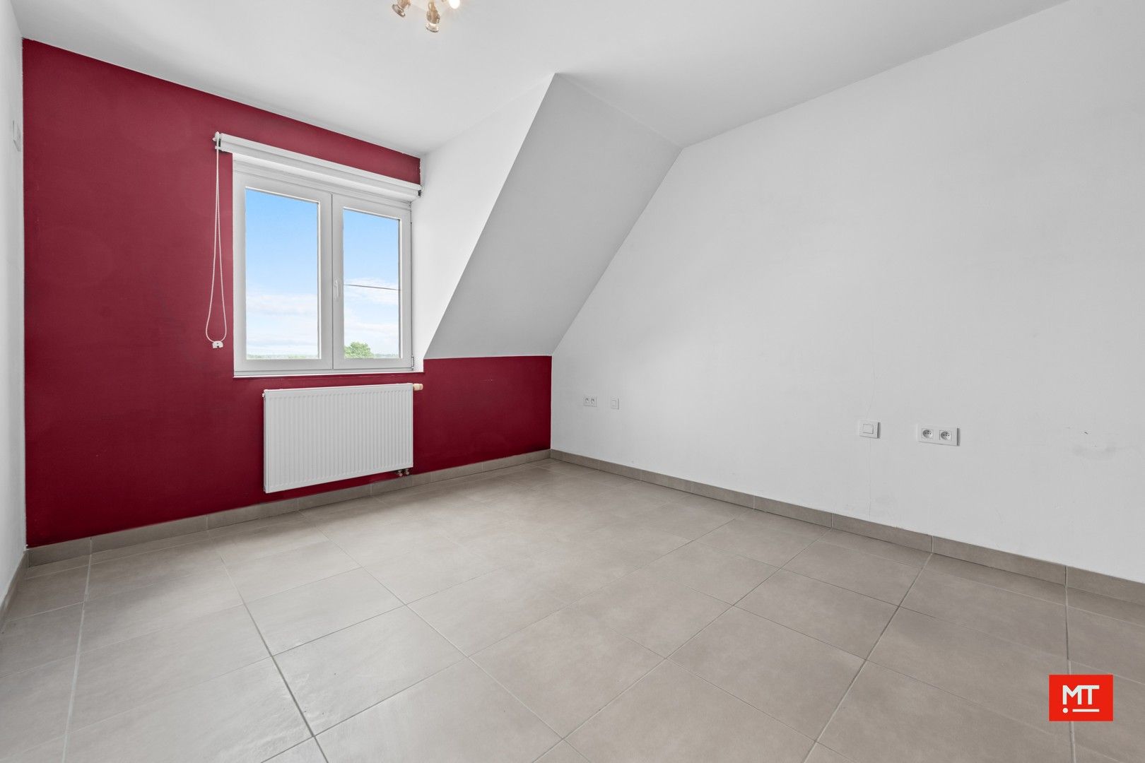 Ruim appartement (109 m²) met garage te koop in de dorpskern van Beselare foto 9