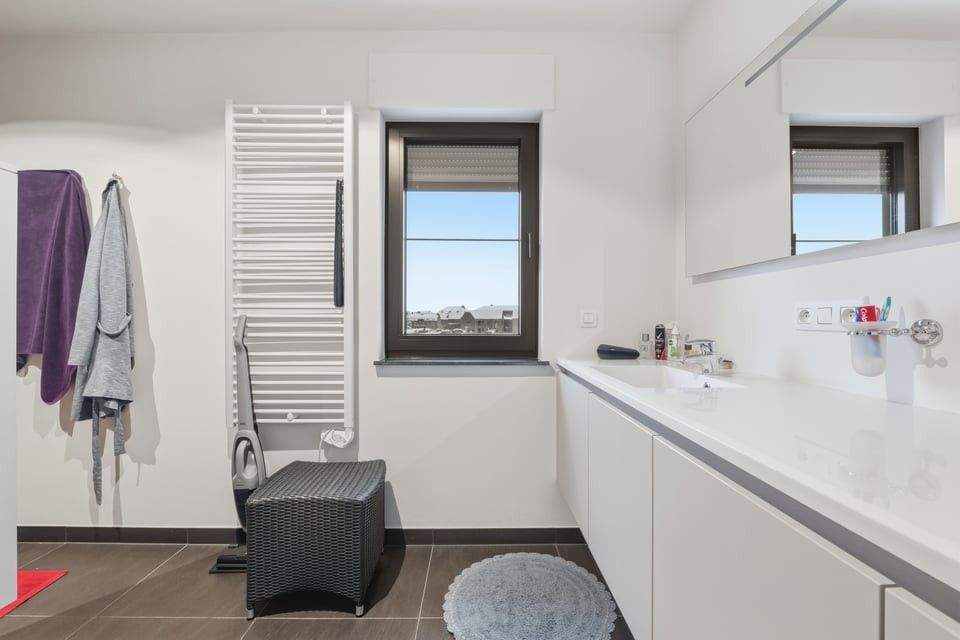 PENTHOUSE MET UNIEK DAKTERRAS, SAUNA EN STAANPLAATS IN HARTJE SINT-TRUIDEN foto 14