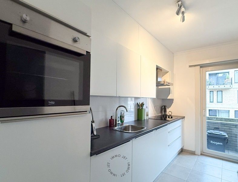 Appartement op de tweede verdieping met 1 slaapkamer gelegen in het centrum van Beveren foto 5